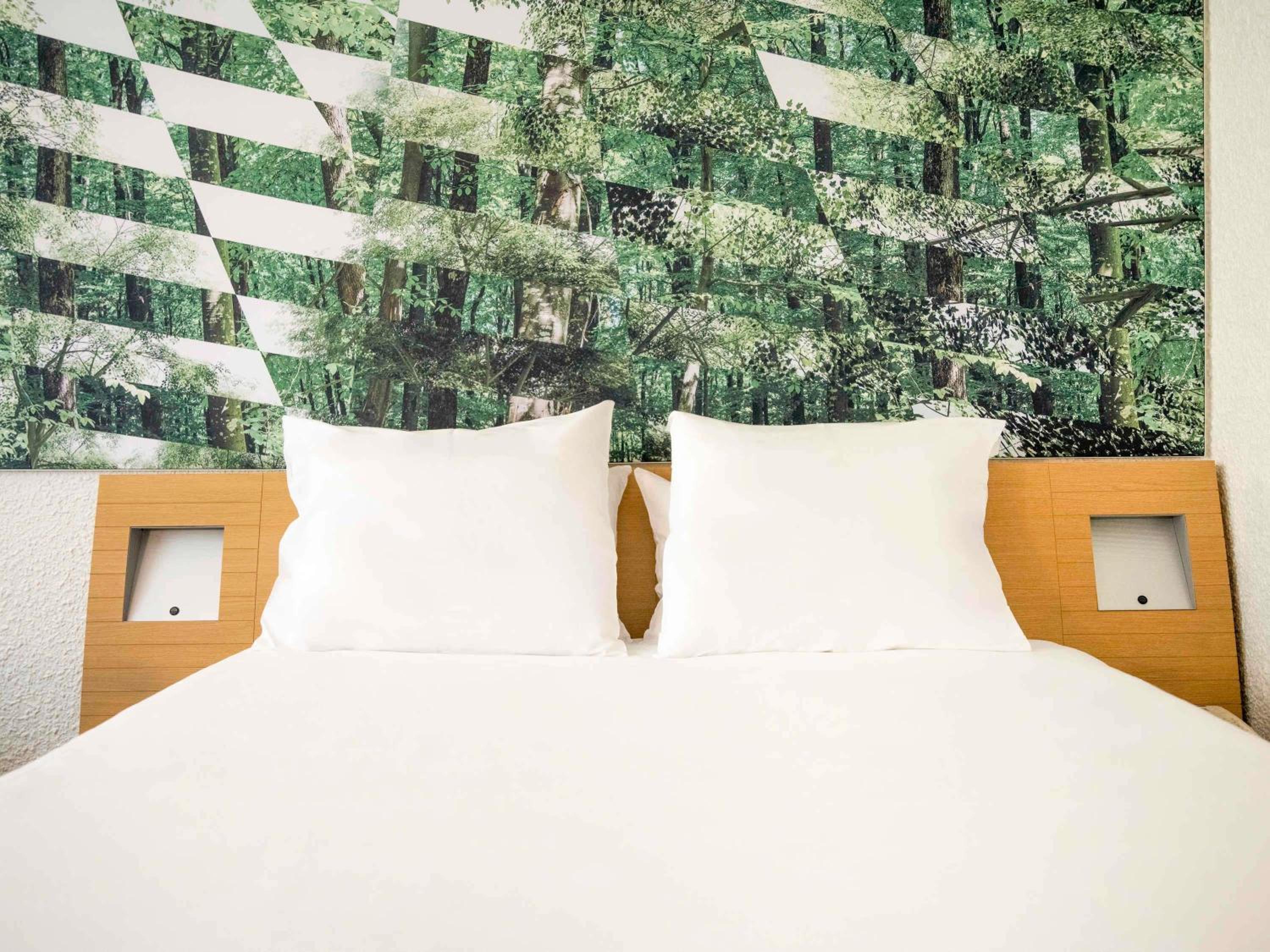 Double Room - Mobility Accessible - Photo 4