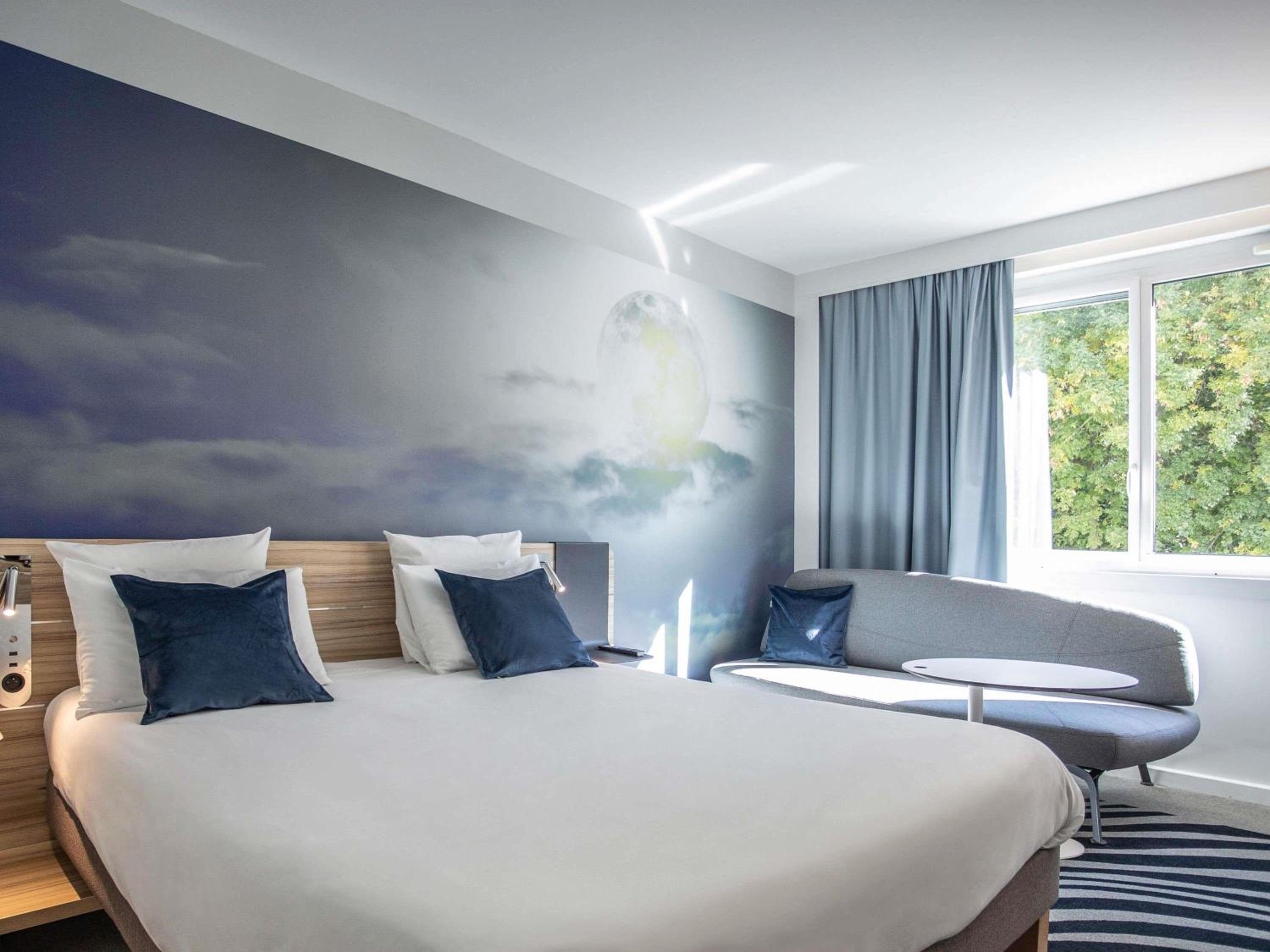 Family Room with Double Bed, Single Bed and Sofa Bed - Photo 2
