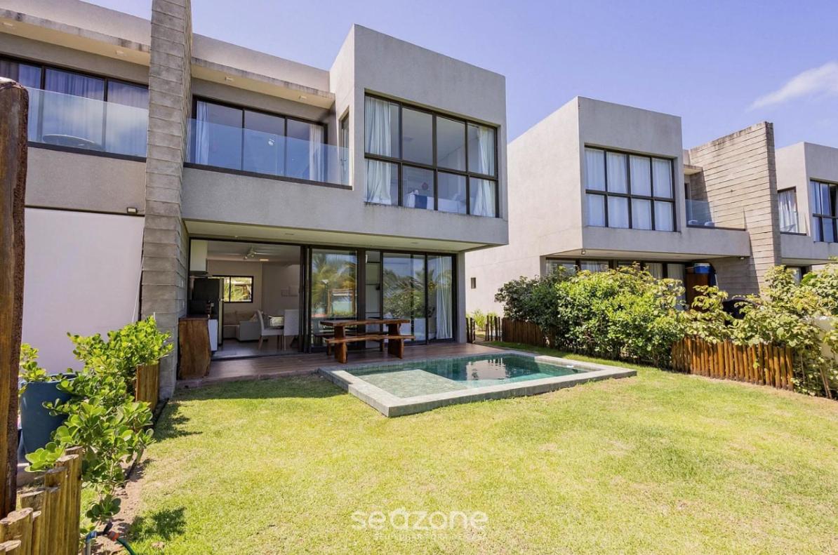 Villa - Beach Front photo 1