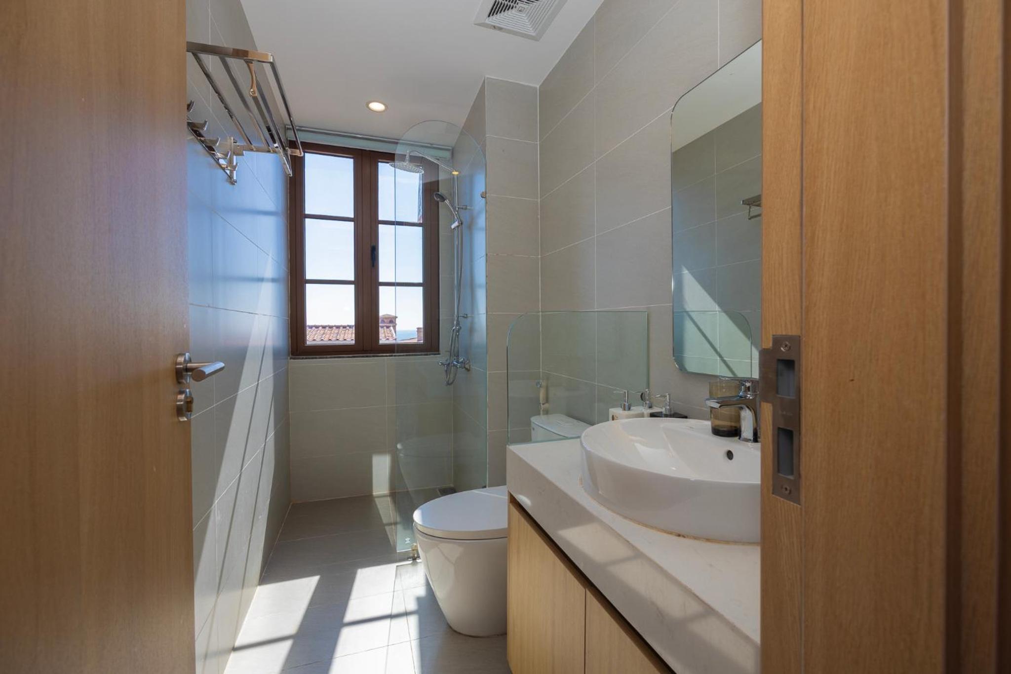 Double Room with Sea View - Photo 5