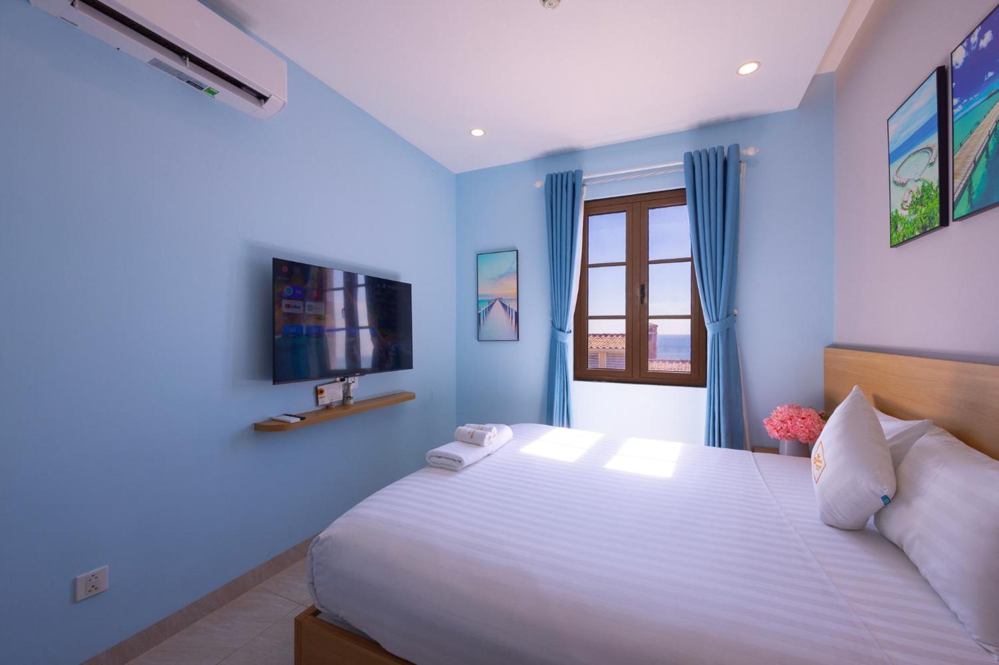 Double Room with Sea View - Photo 10