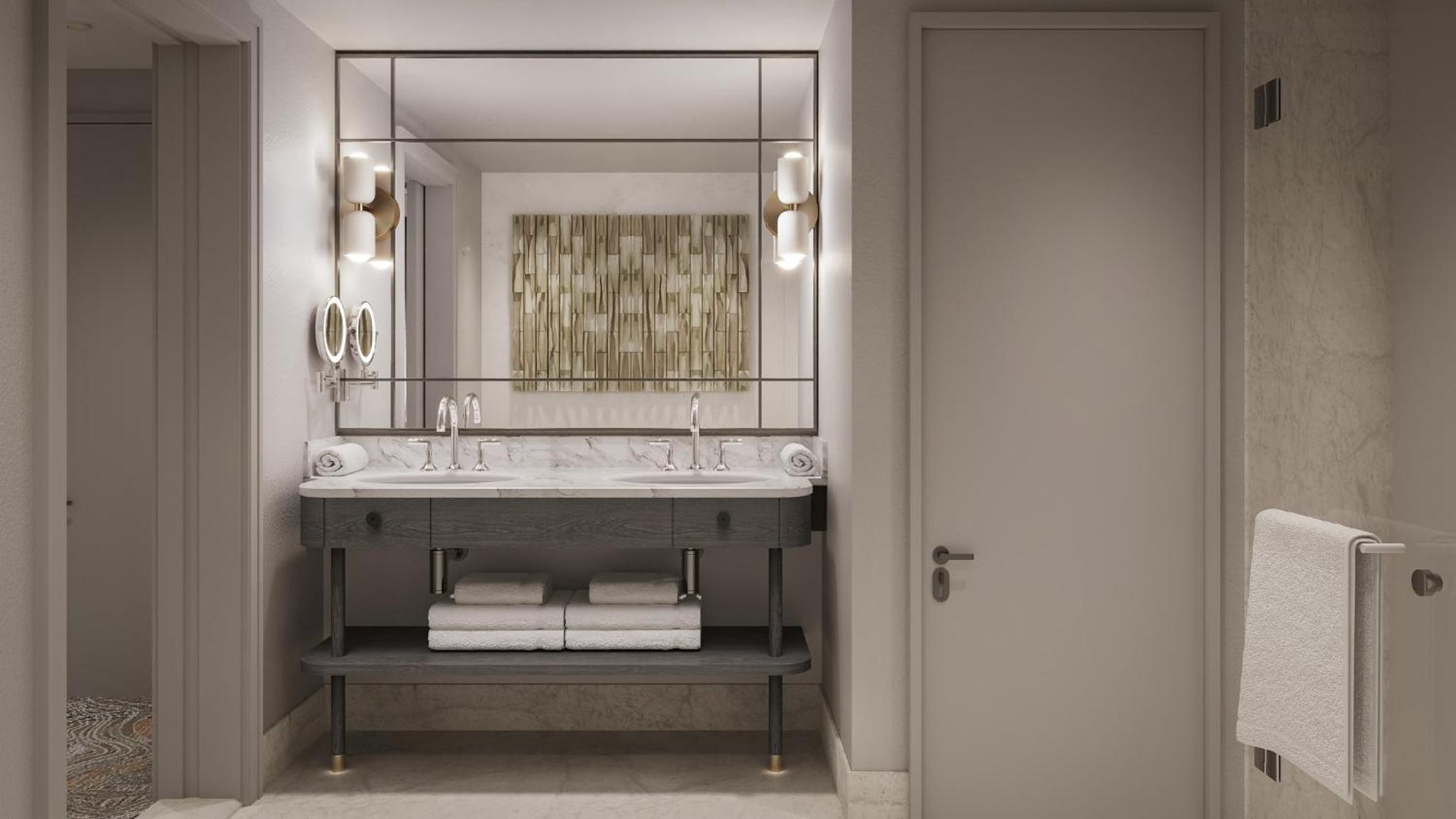 One-Bedroom Suite with Mountain View and Balcony  photo 1
