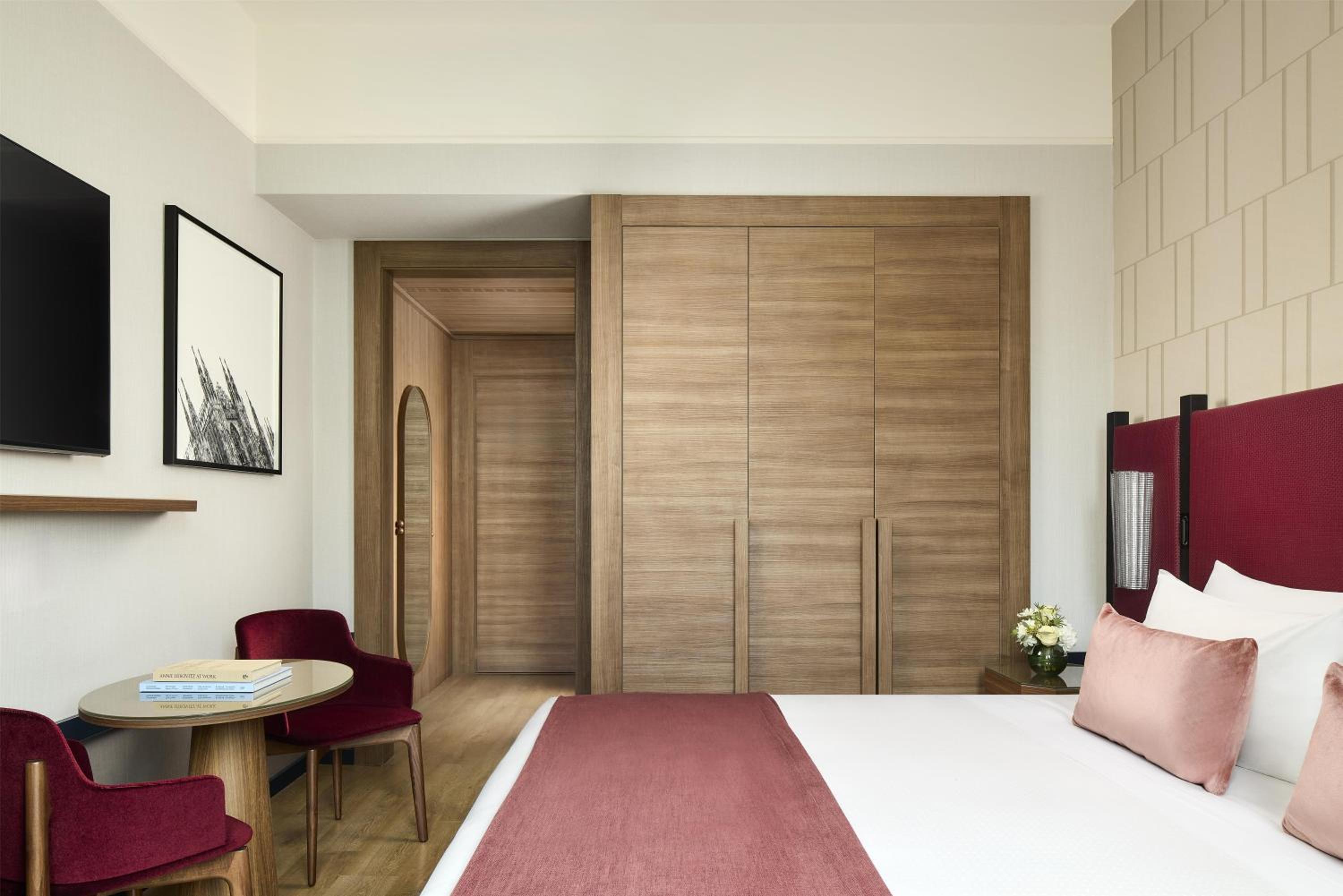 Premium Room with View - Photo 4
