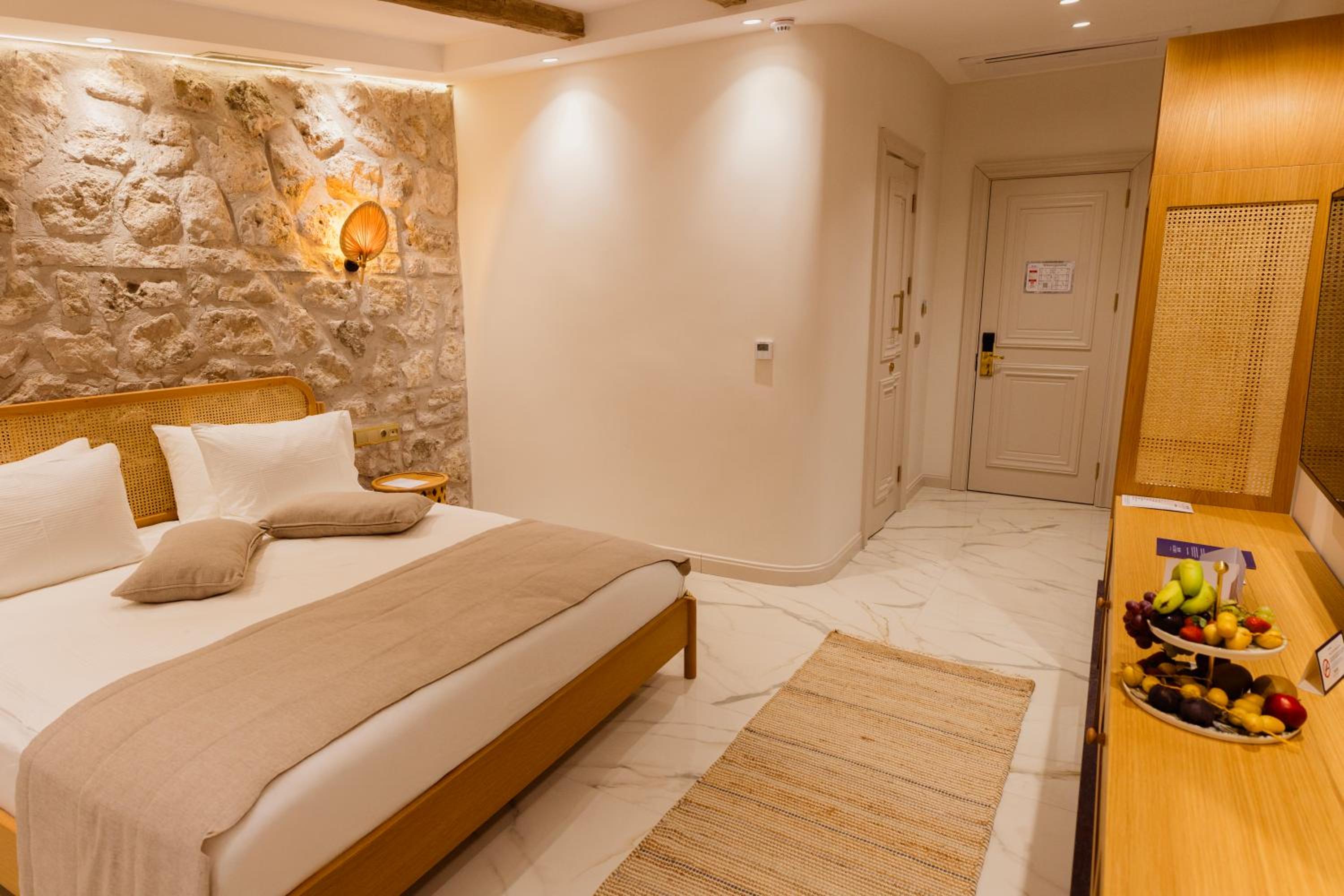Double Room with Balcony photo 1
