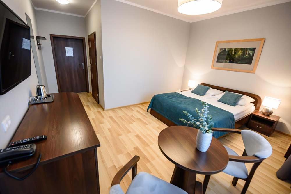 Standard Double Room photo 3