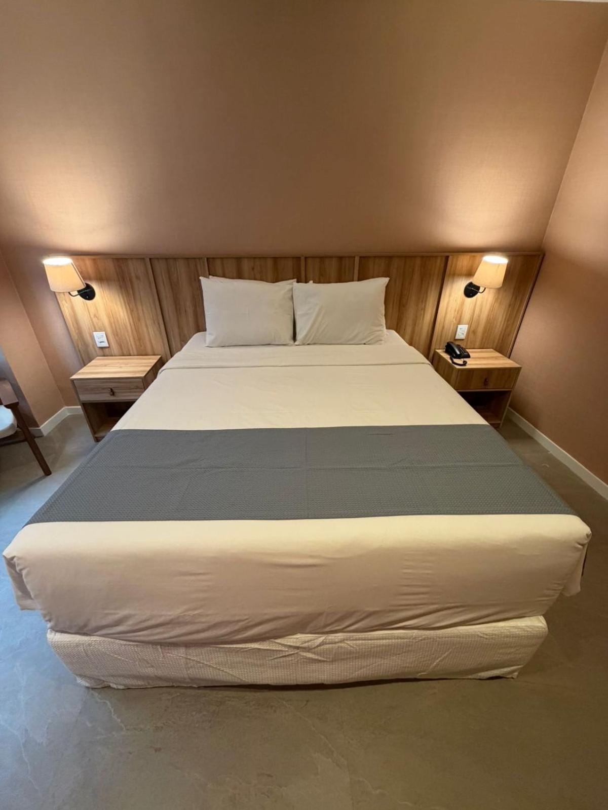 Queen Room - Disability Access