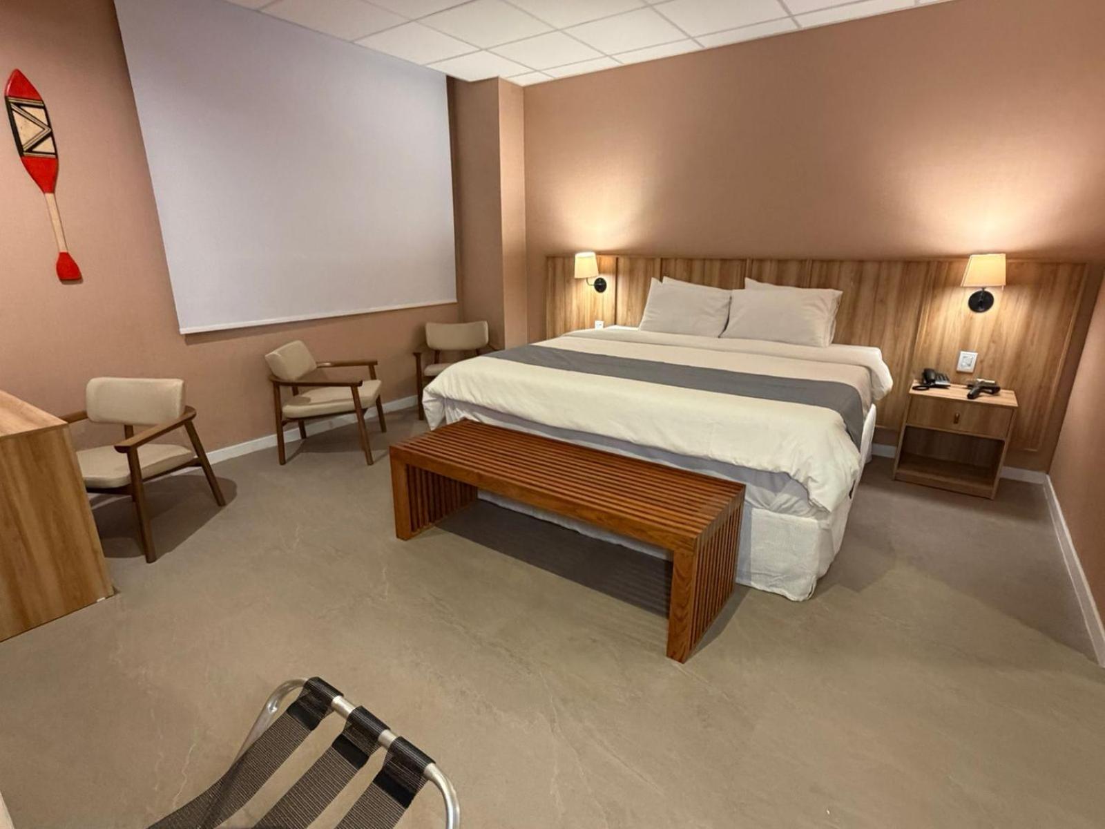 Deluxe King Room