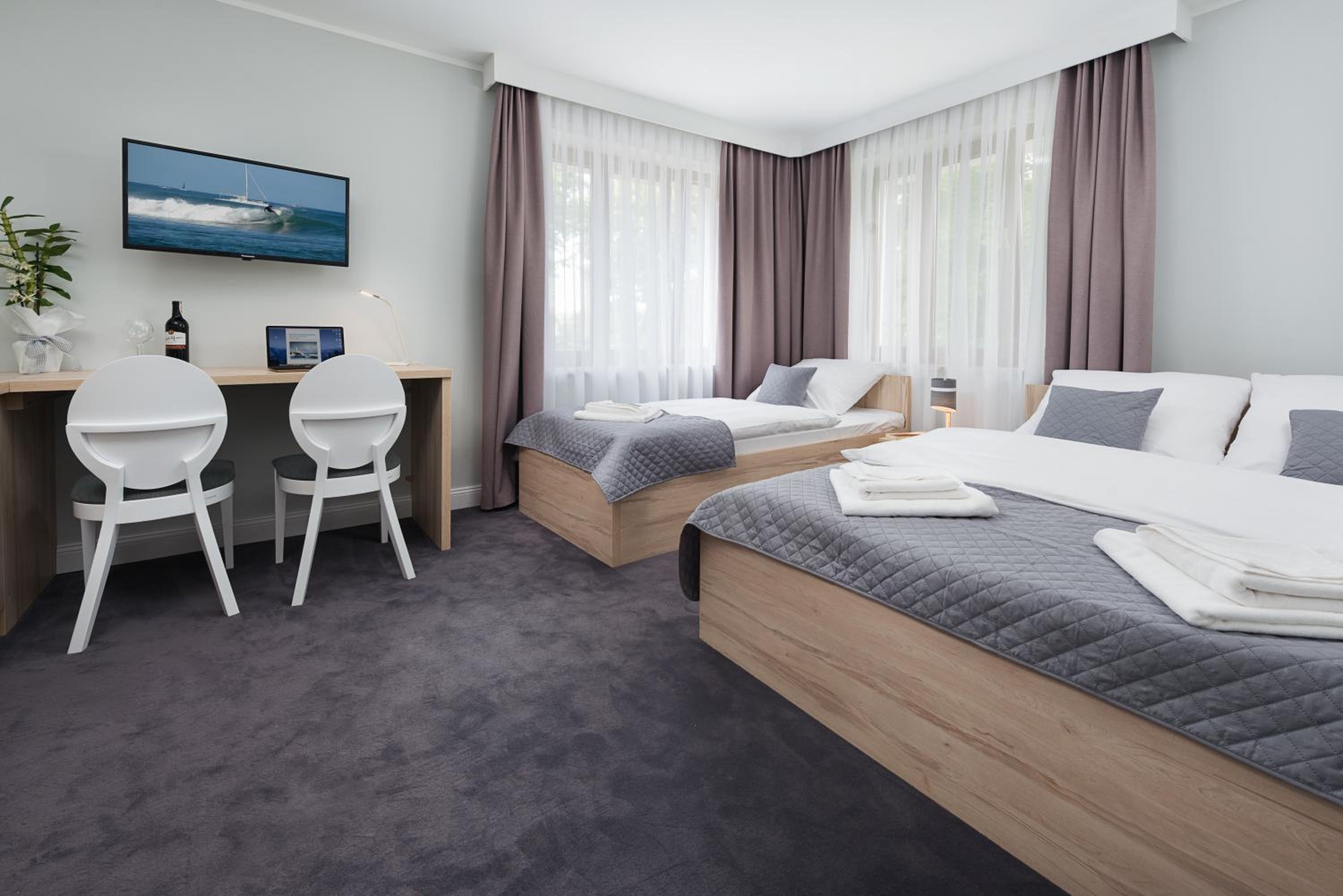 Deluxe Triple Room photo 2