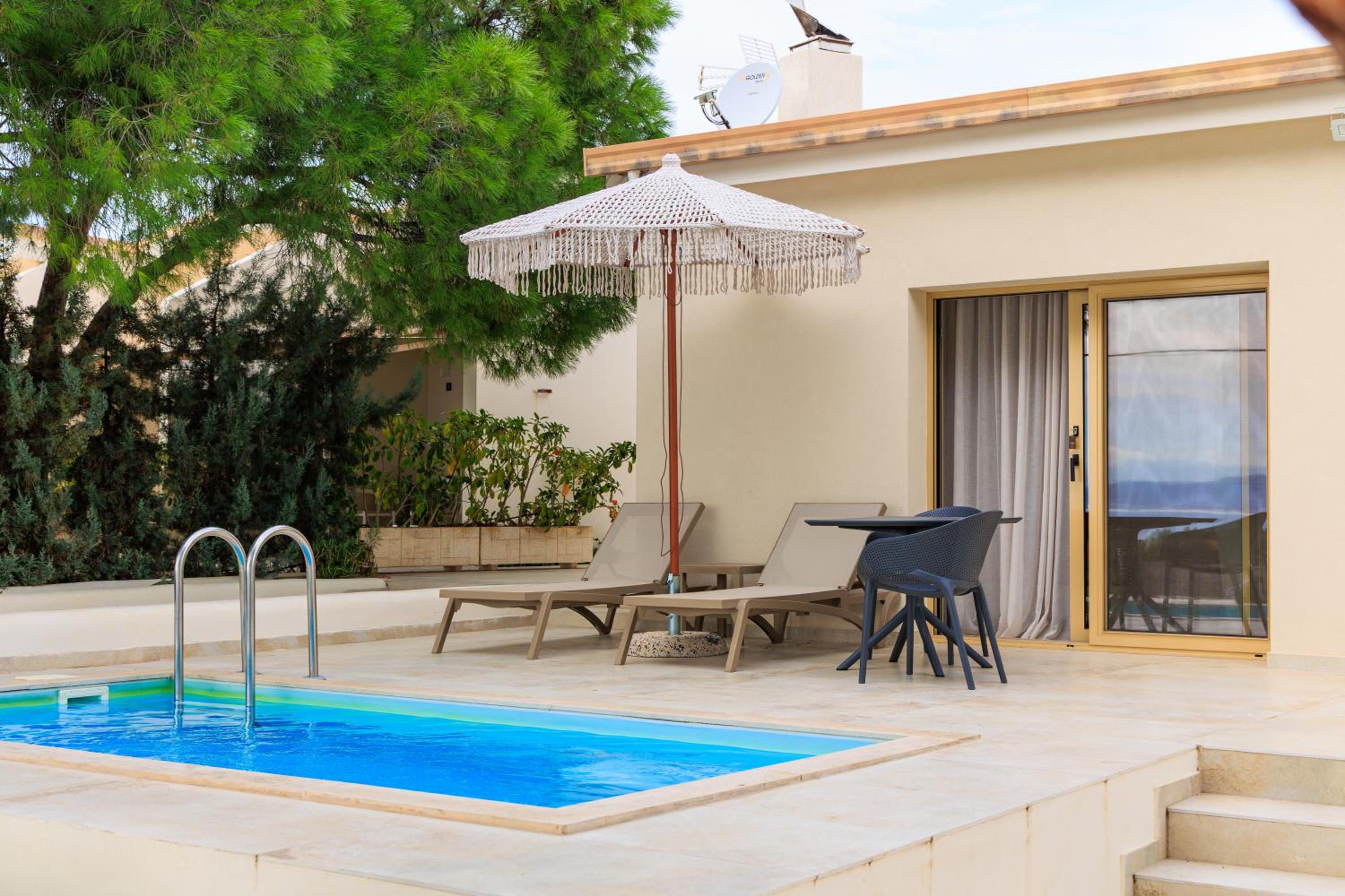 Deluxe Double Room with Sea View