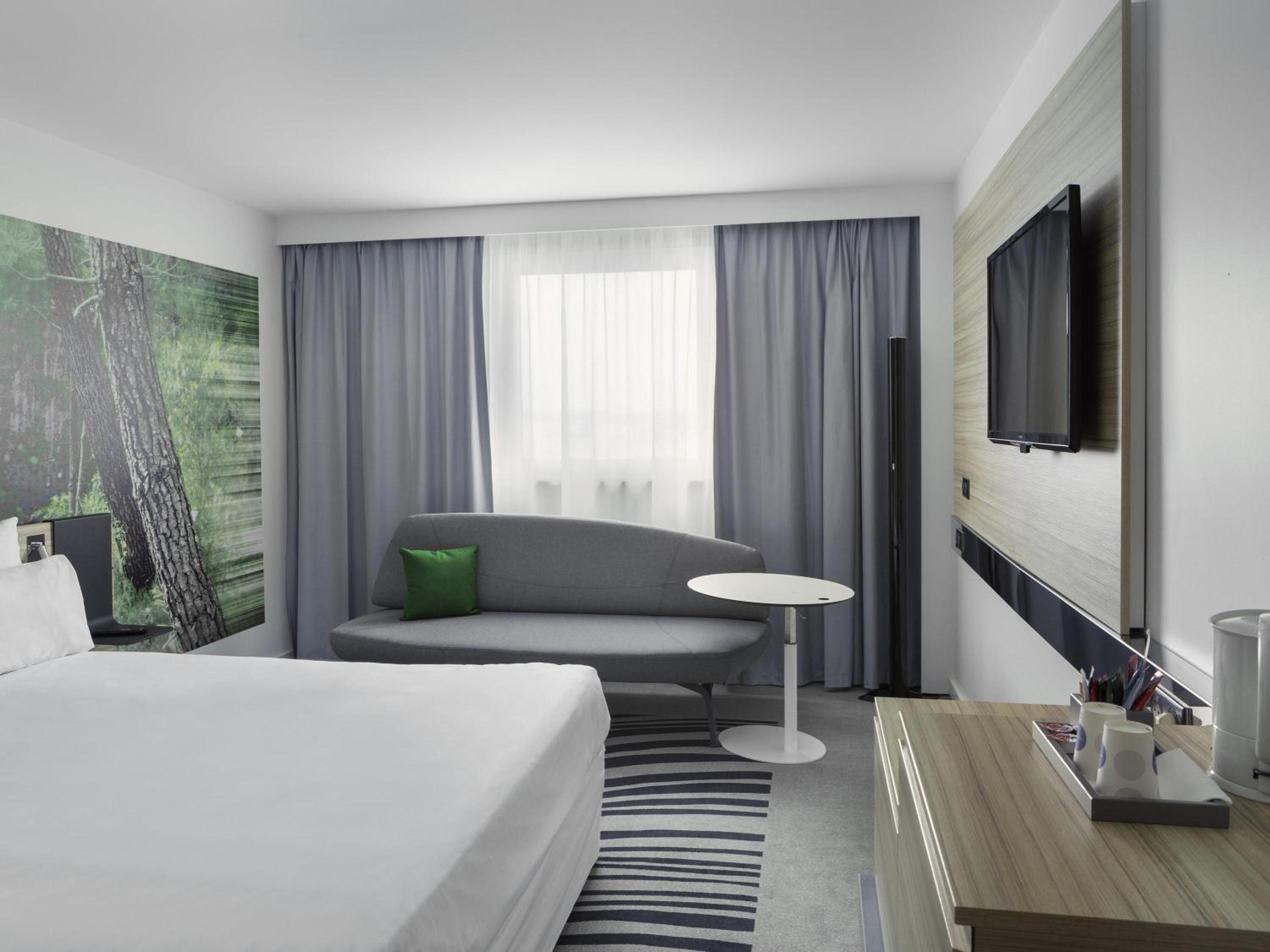 Standard Room with One Double Bed and Single Sofa Bed