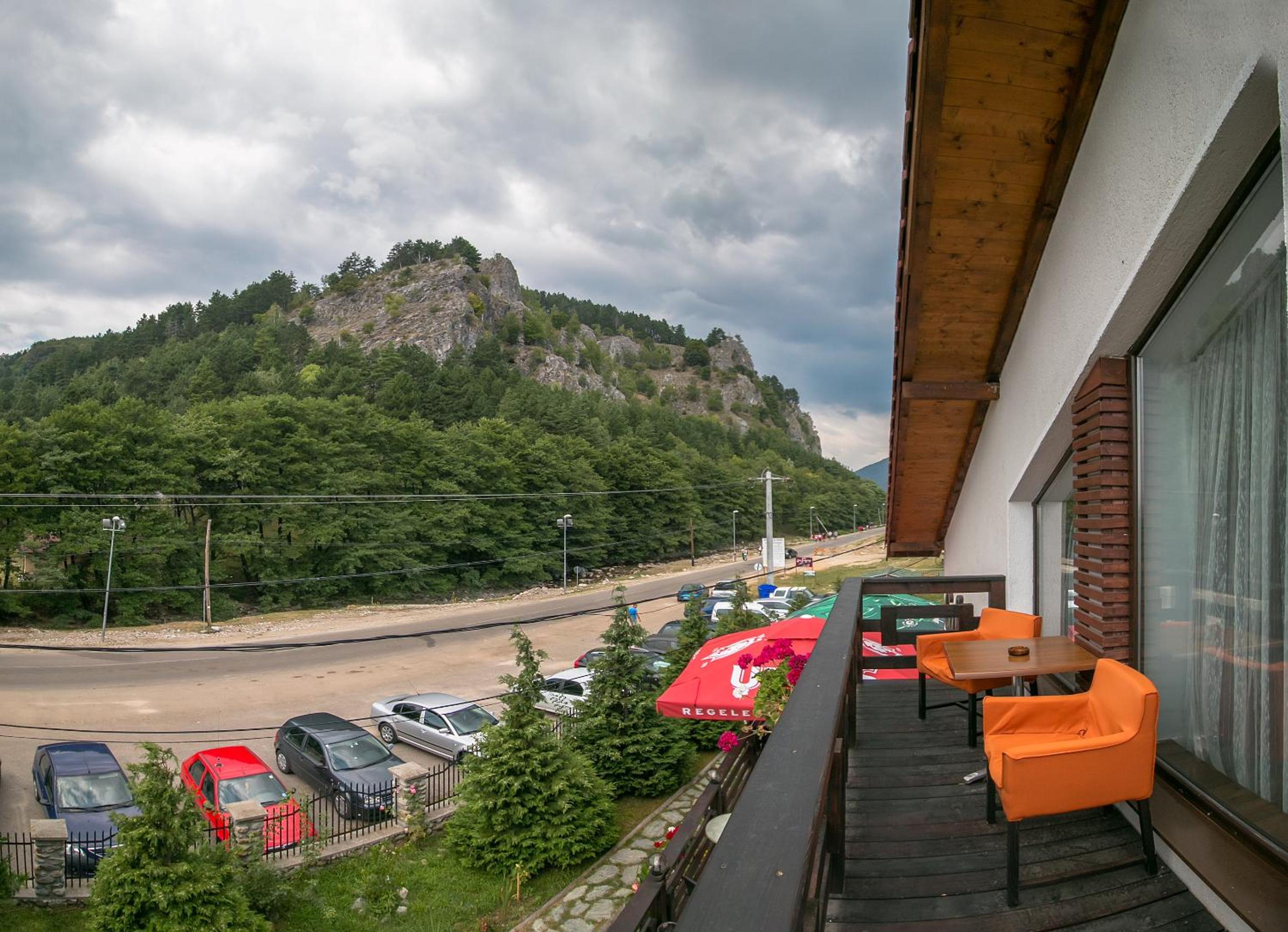 Suite with Balcony - Photo 6