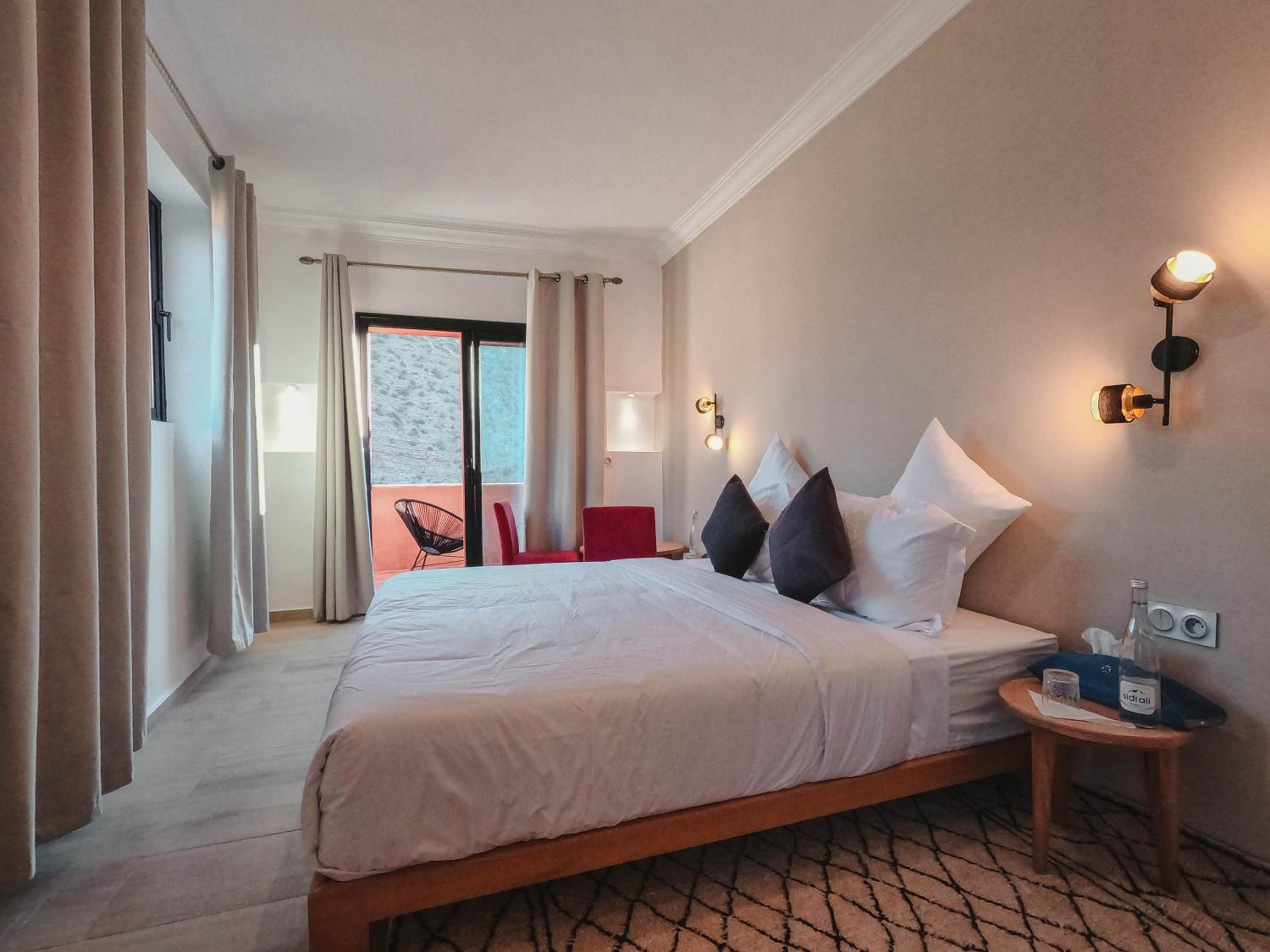 Deluxe Double or Twin Room photo 1