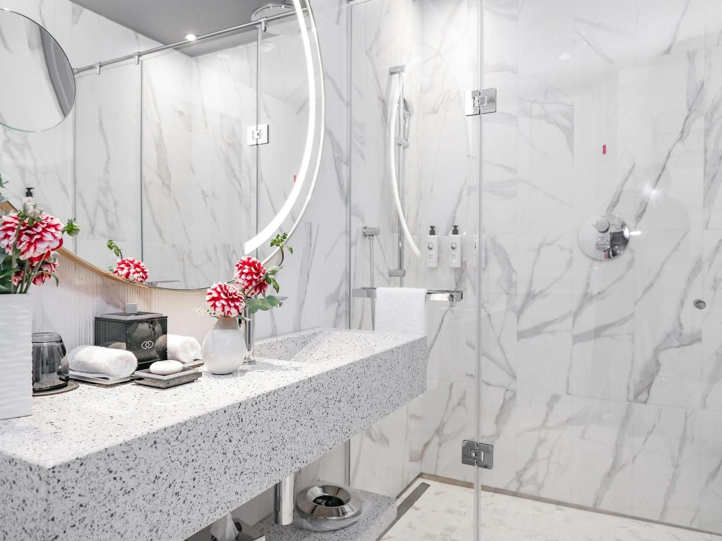 Suite with Spa Bath and Panoramic Terrace