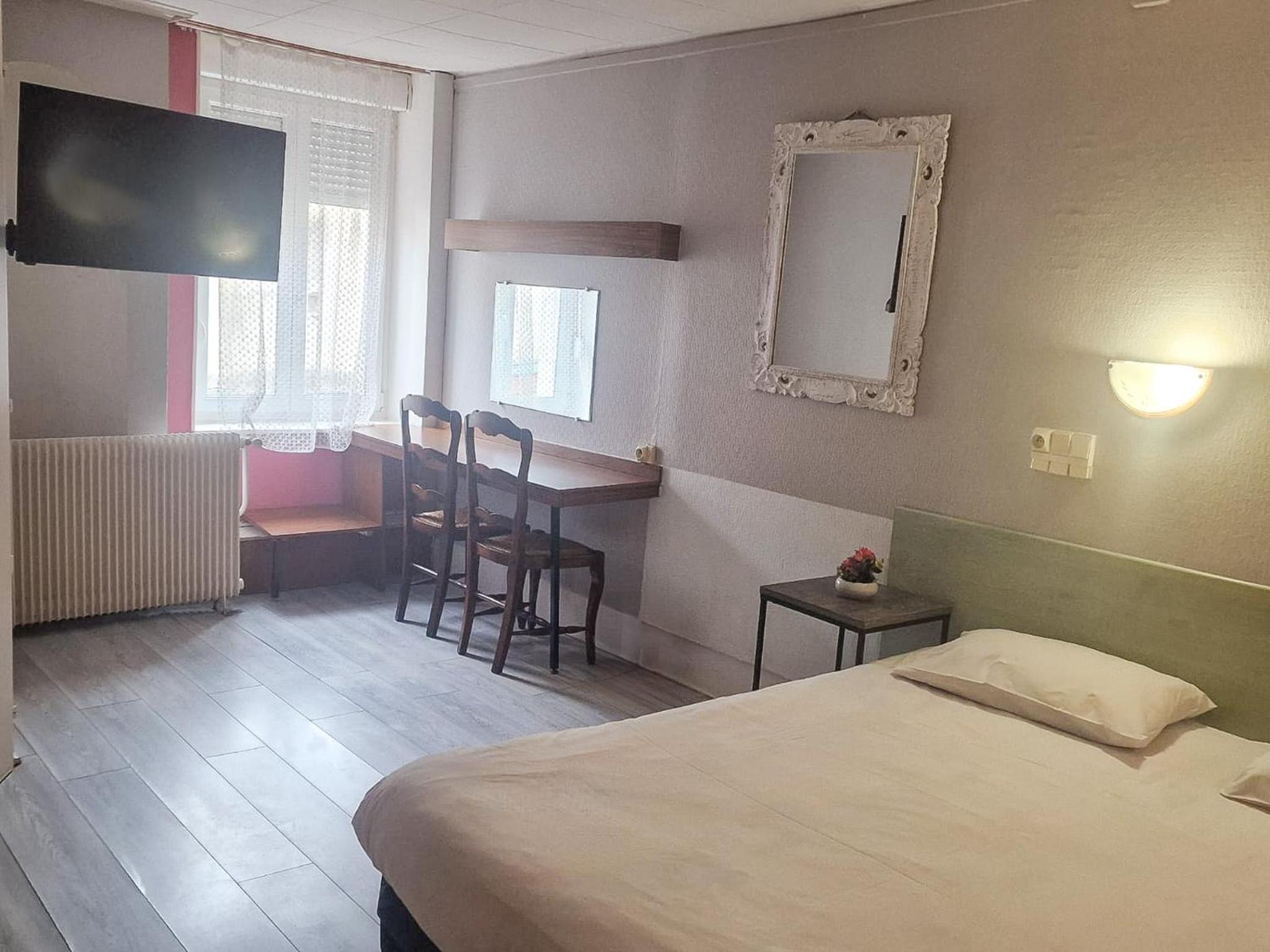 Double Room - Photo 5