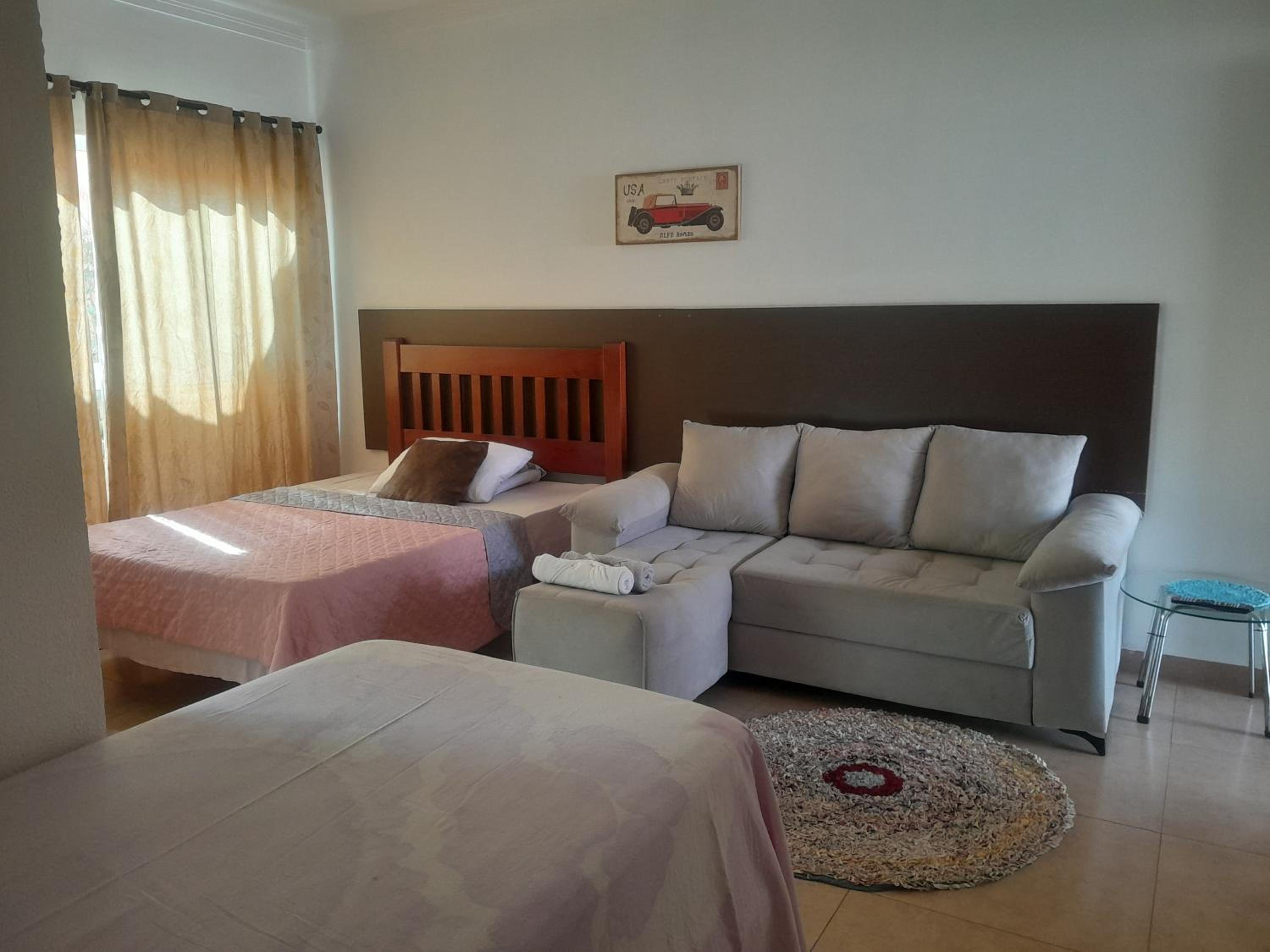 Economy Triple Room