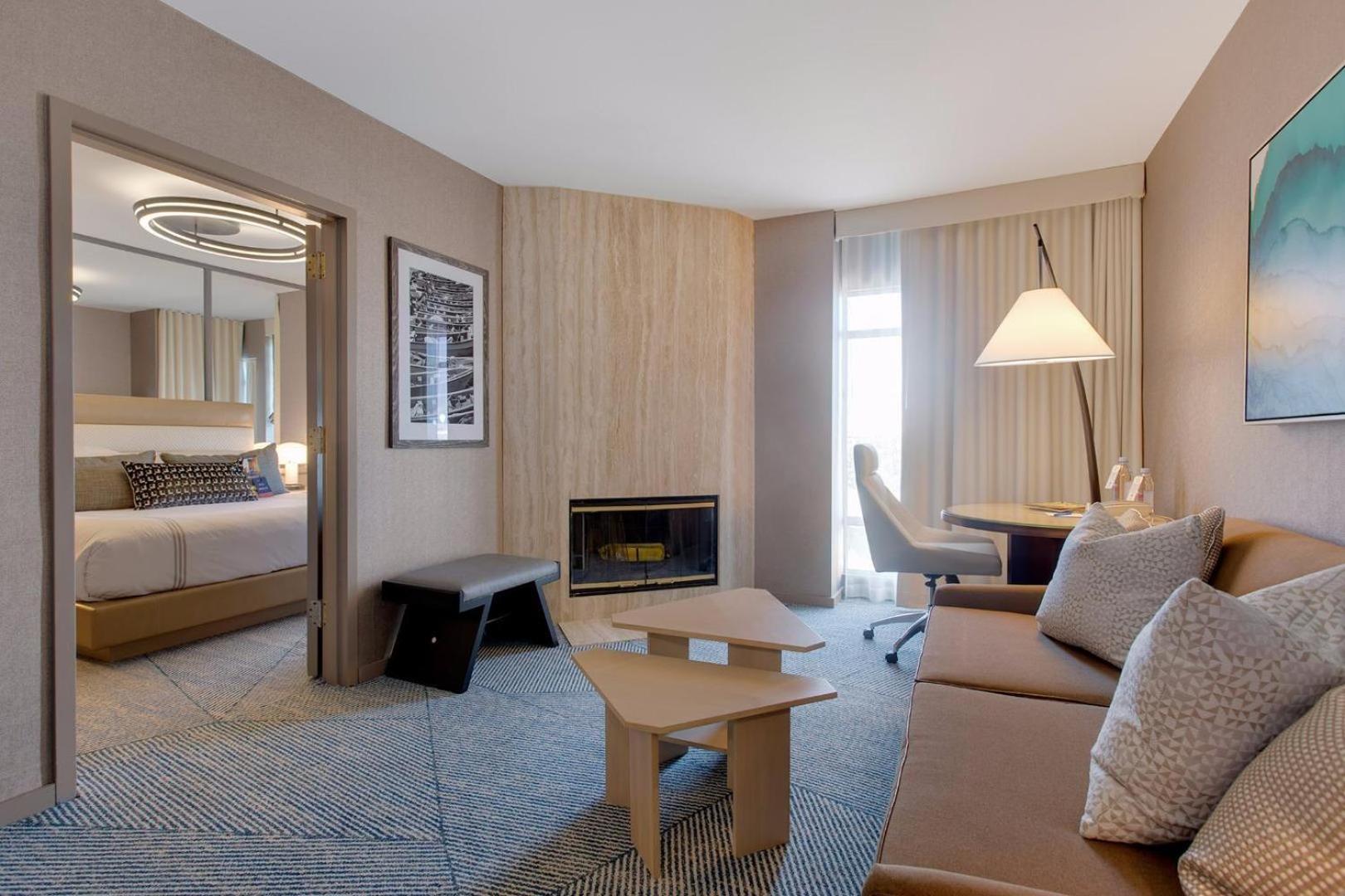 Suite - Photo 8