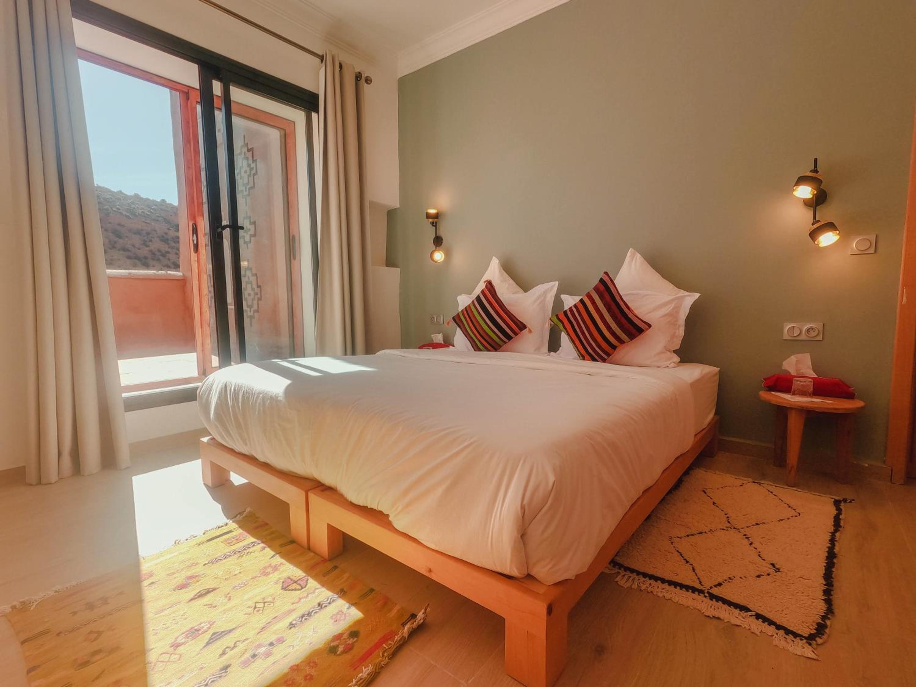 Double or Twin Room with Mountain View photo 1