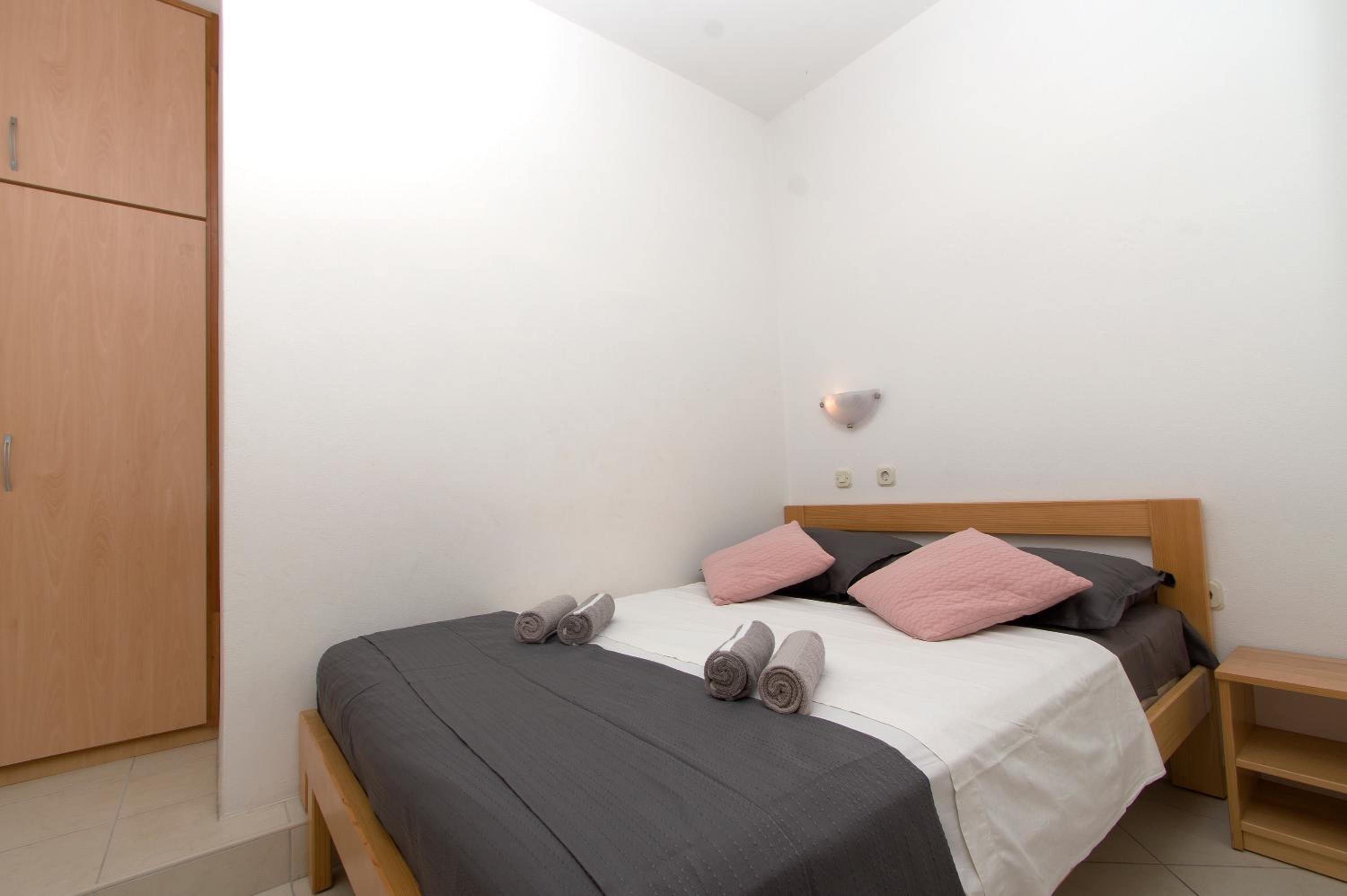 Two-Bedroom Apartment with Sea View photo 2