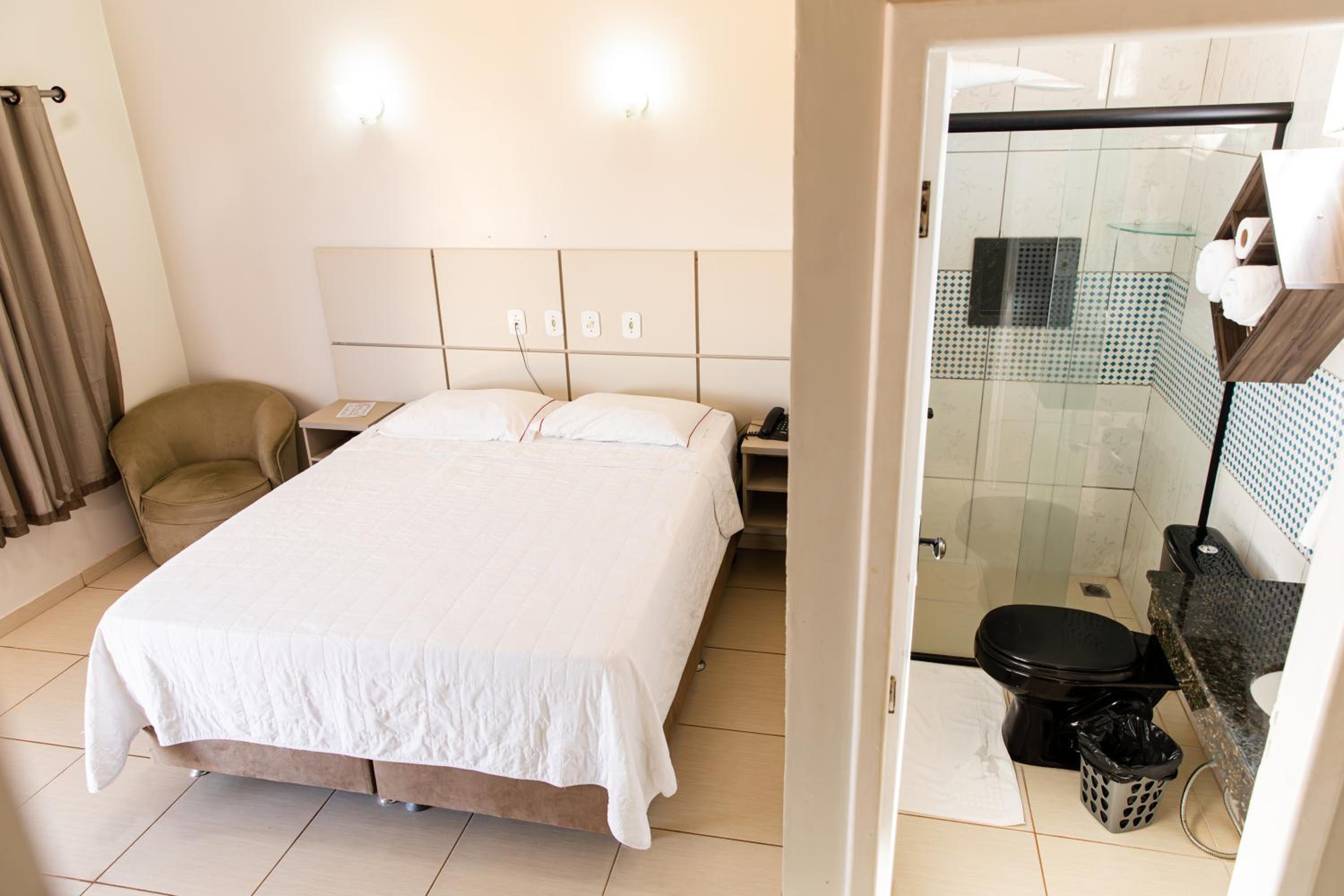 Standard Double Room photo 2
