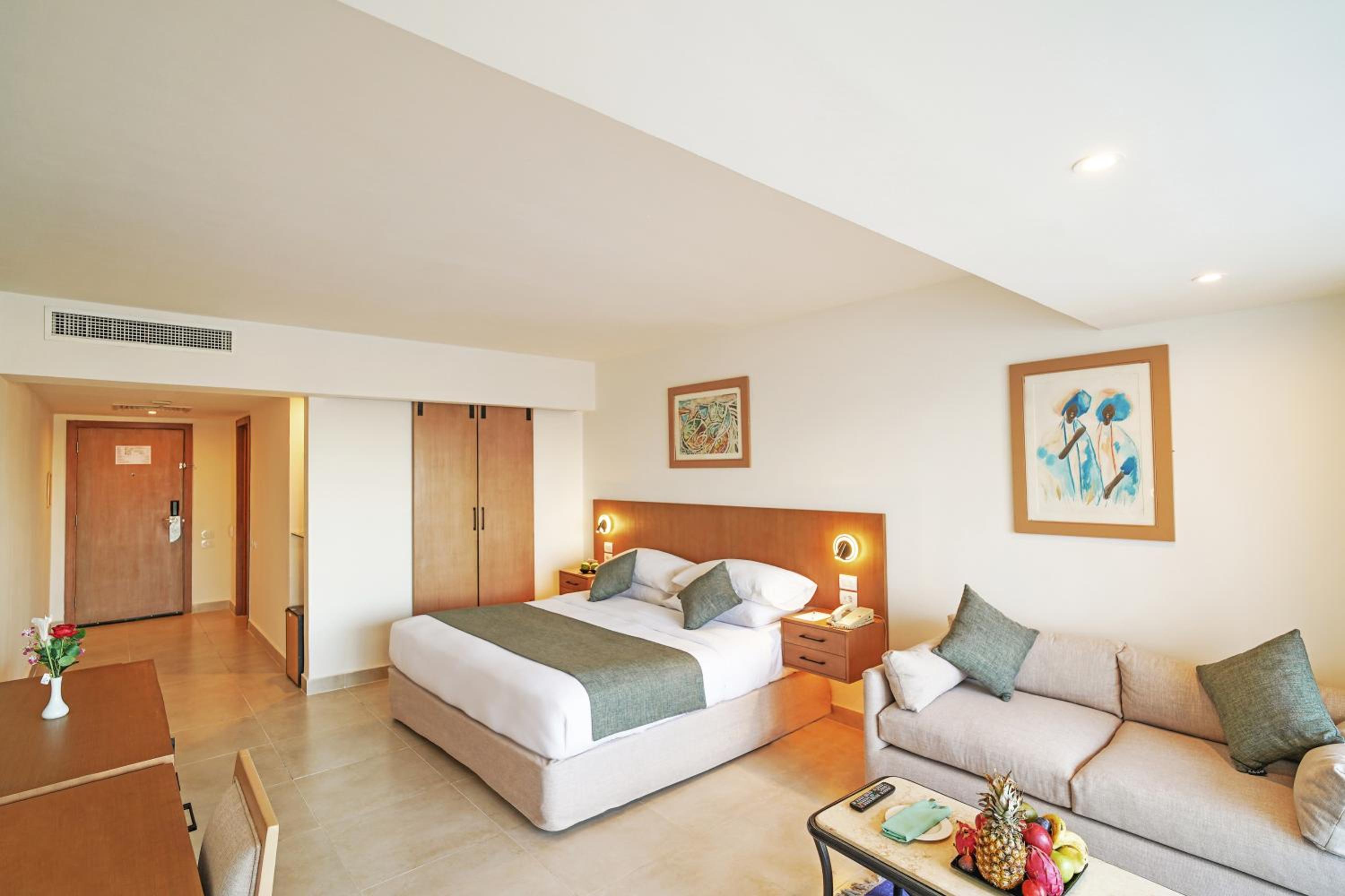 Premium Sea View Room - Photo 1