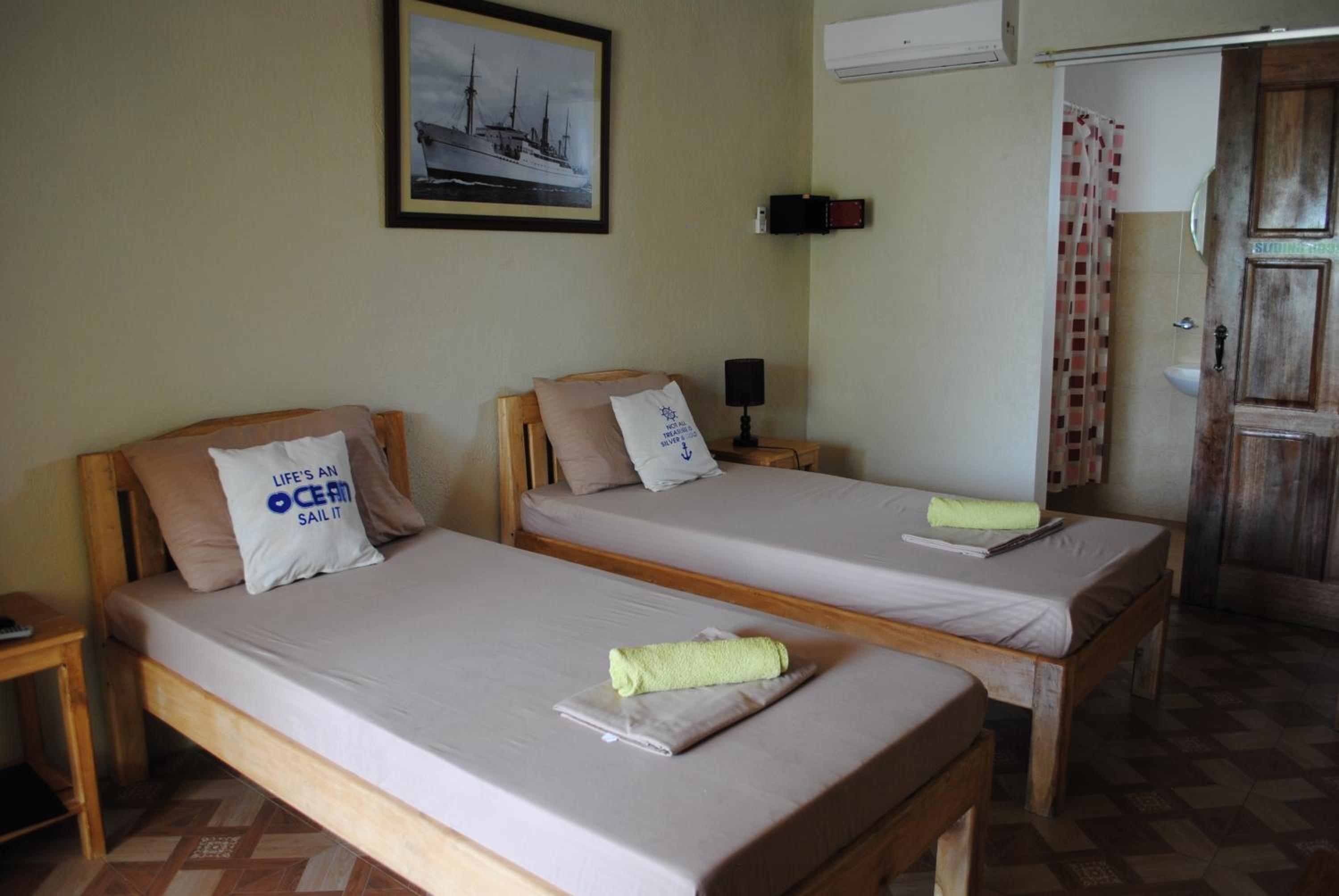 Budget Double or Twin Room photo 2