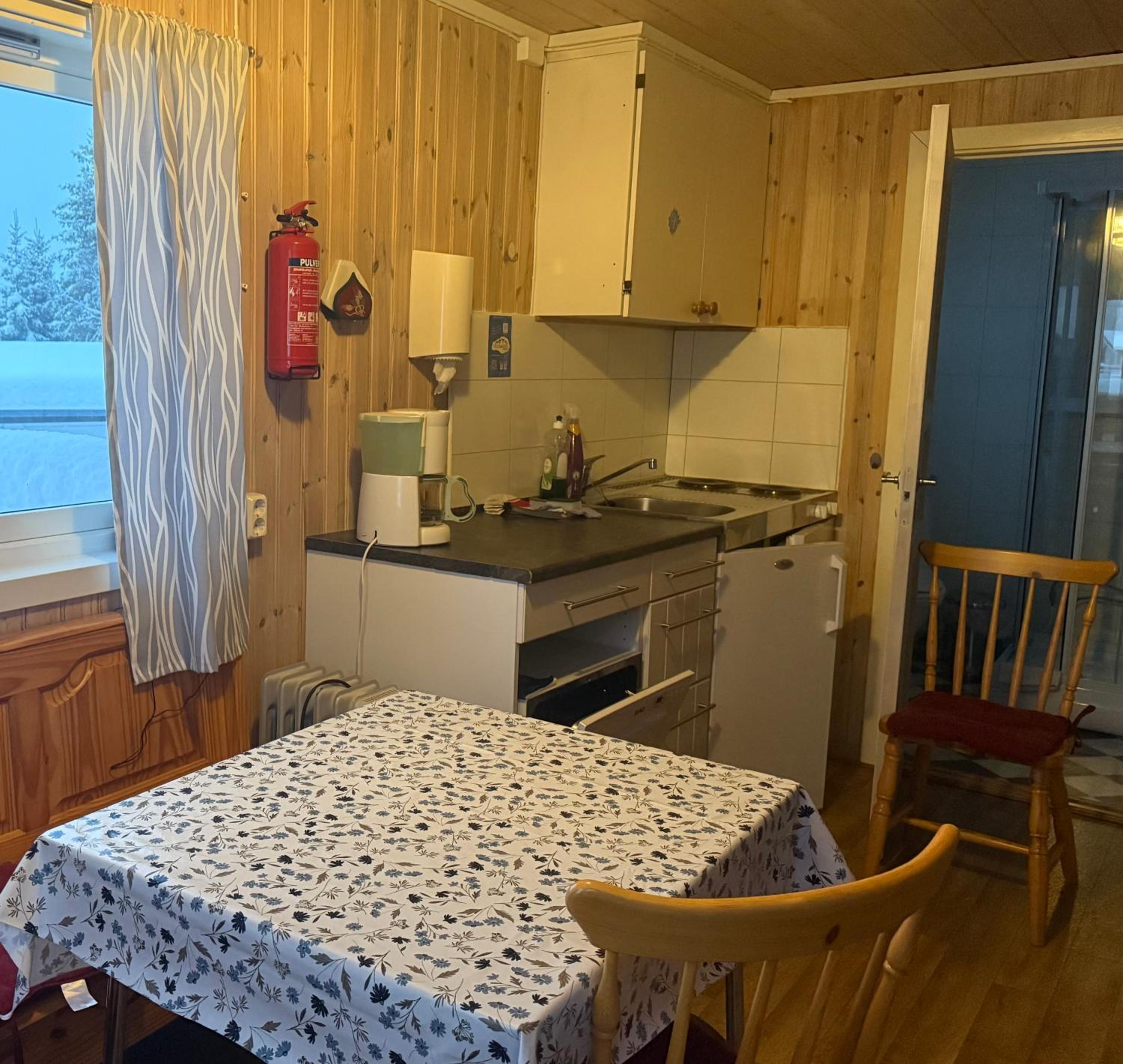 One-Bedroom House photo 1