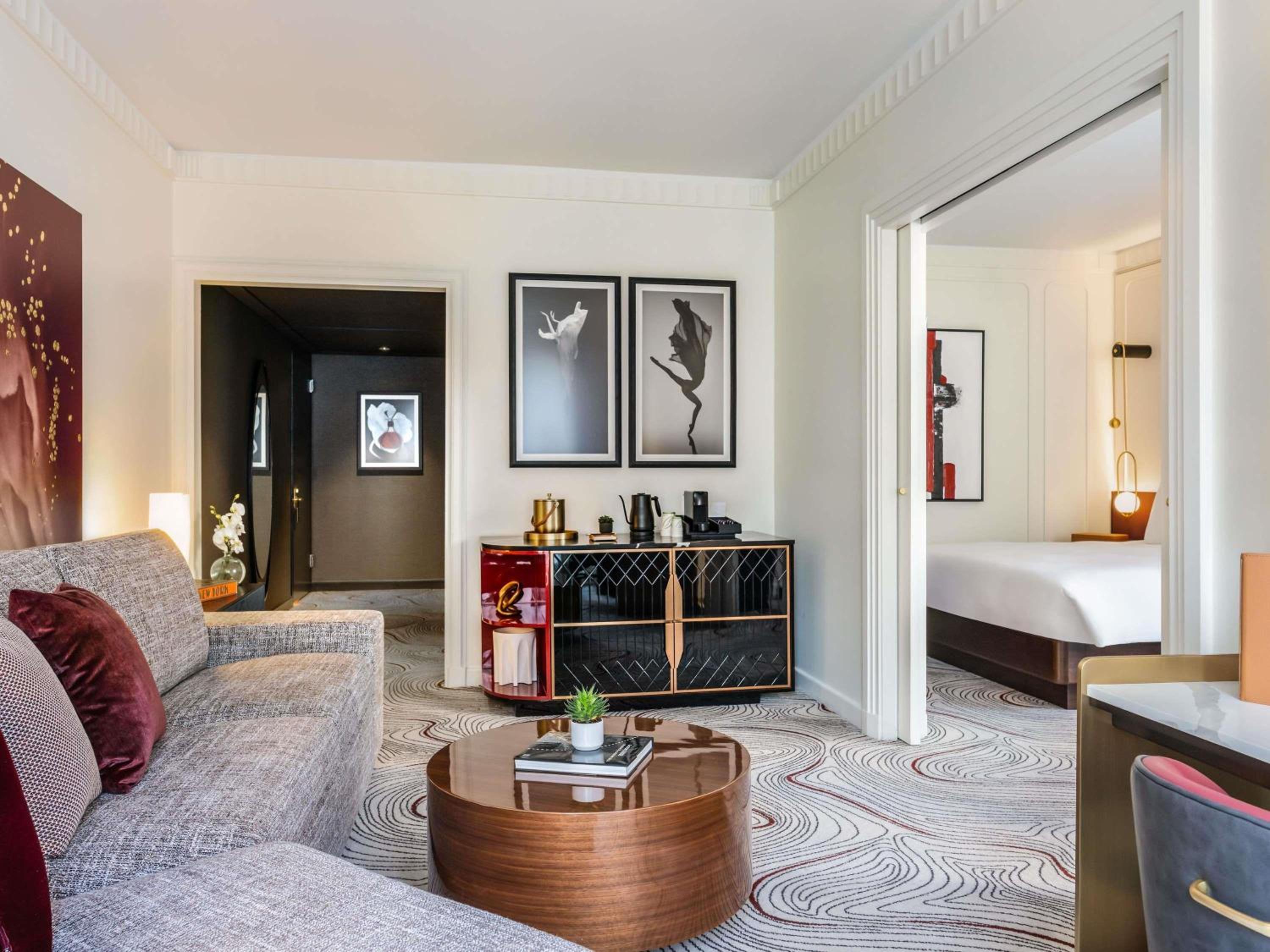 Terrace Suite City View on 24th floor Mobility Accessible 1 Bedroom King Suite, Tub with Grab Bars