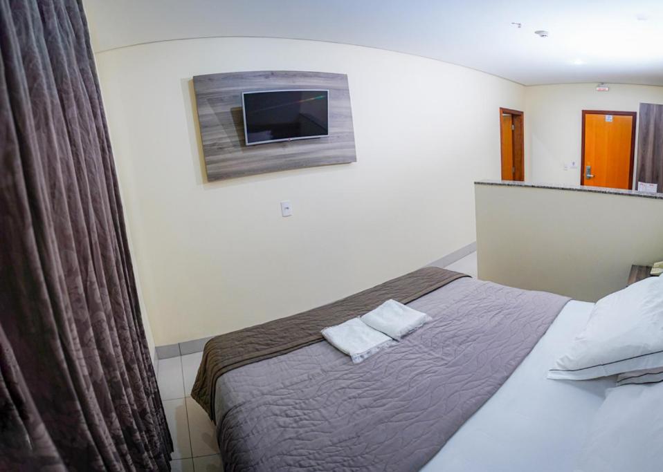 Queen Room photo 1