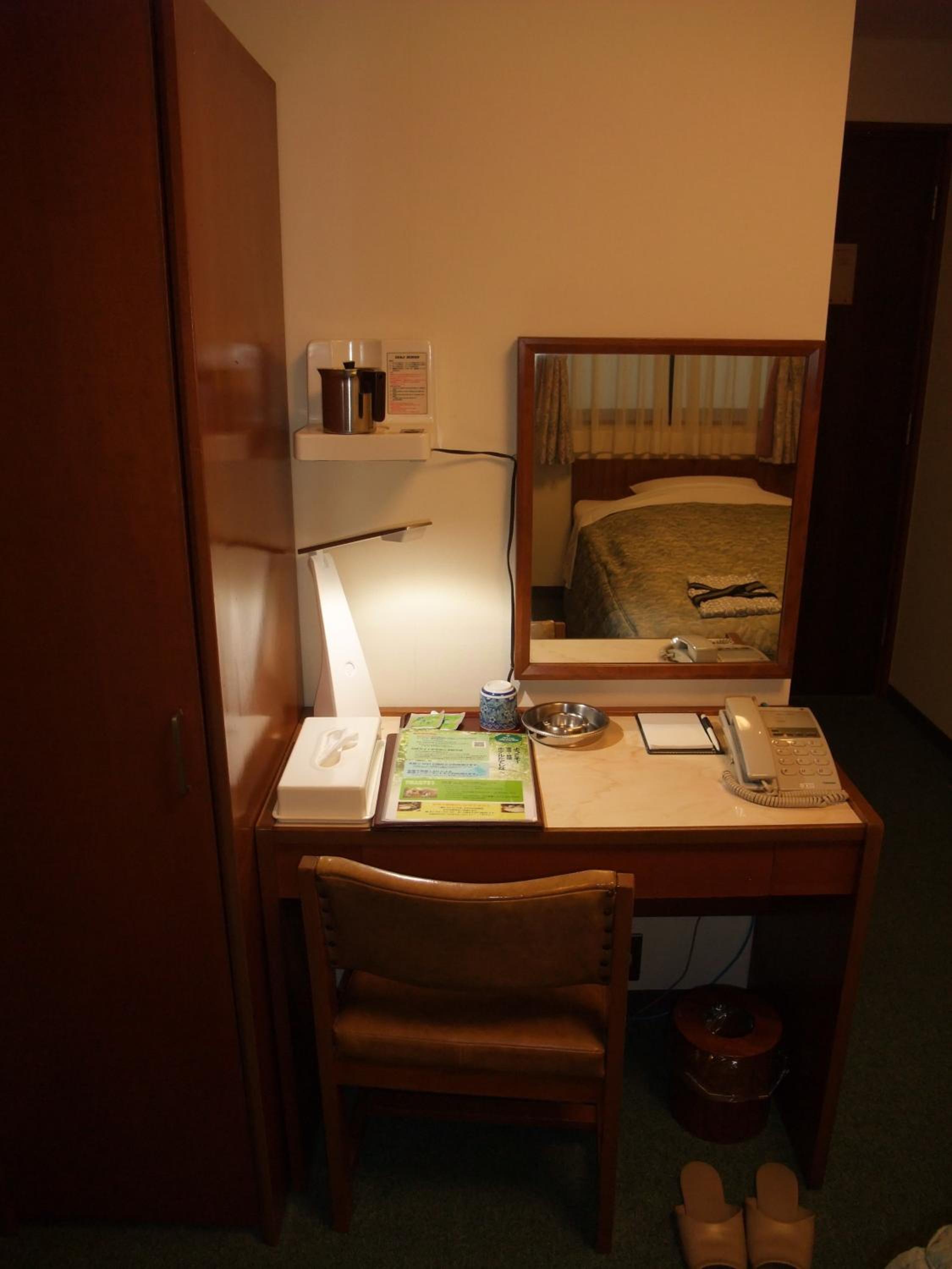 Single Room B - Non-Smoking  photo 2