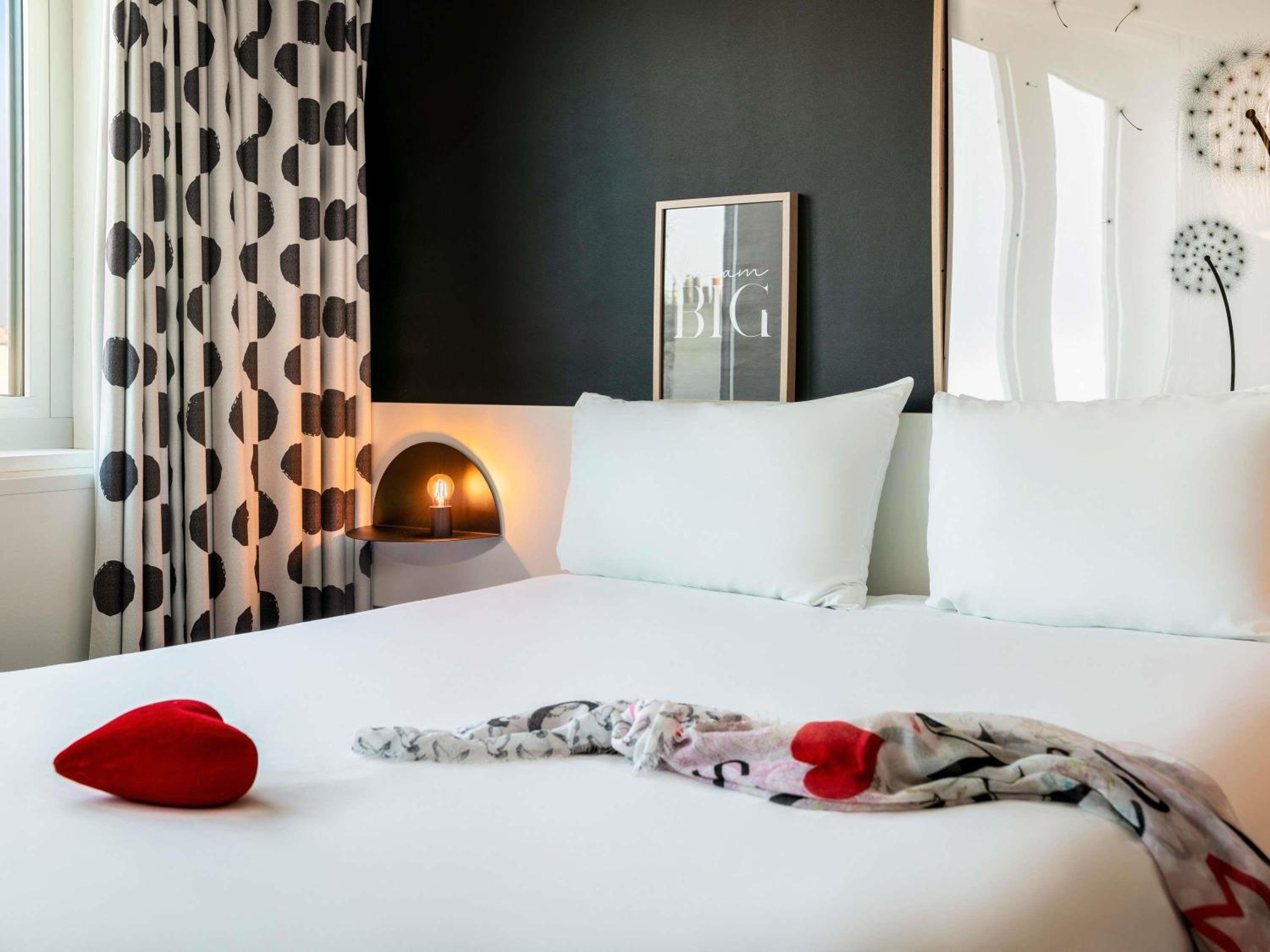Standard Triple Room with Double Bed and Single Bed photo 1