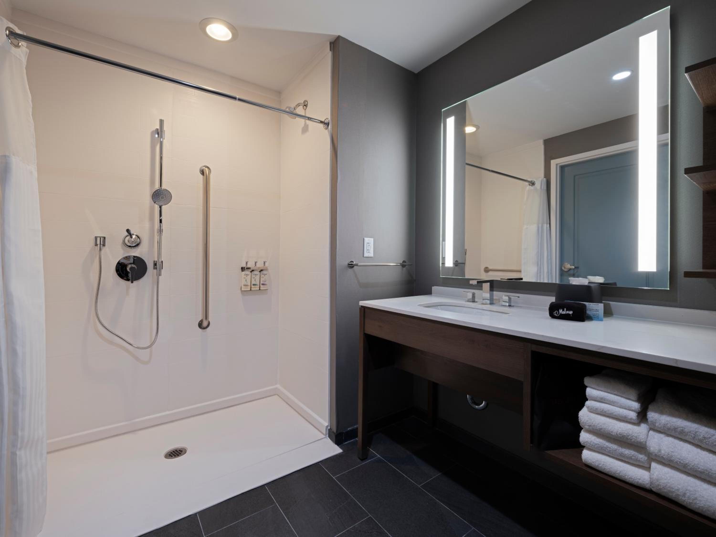 King Bed Suite, 2 Rooms with Sofa Sleeper, Kitchen, Accessible with Roll-in Shower, Hearing Accessible