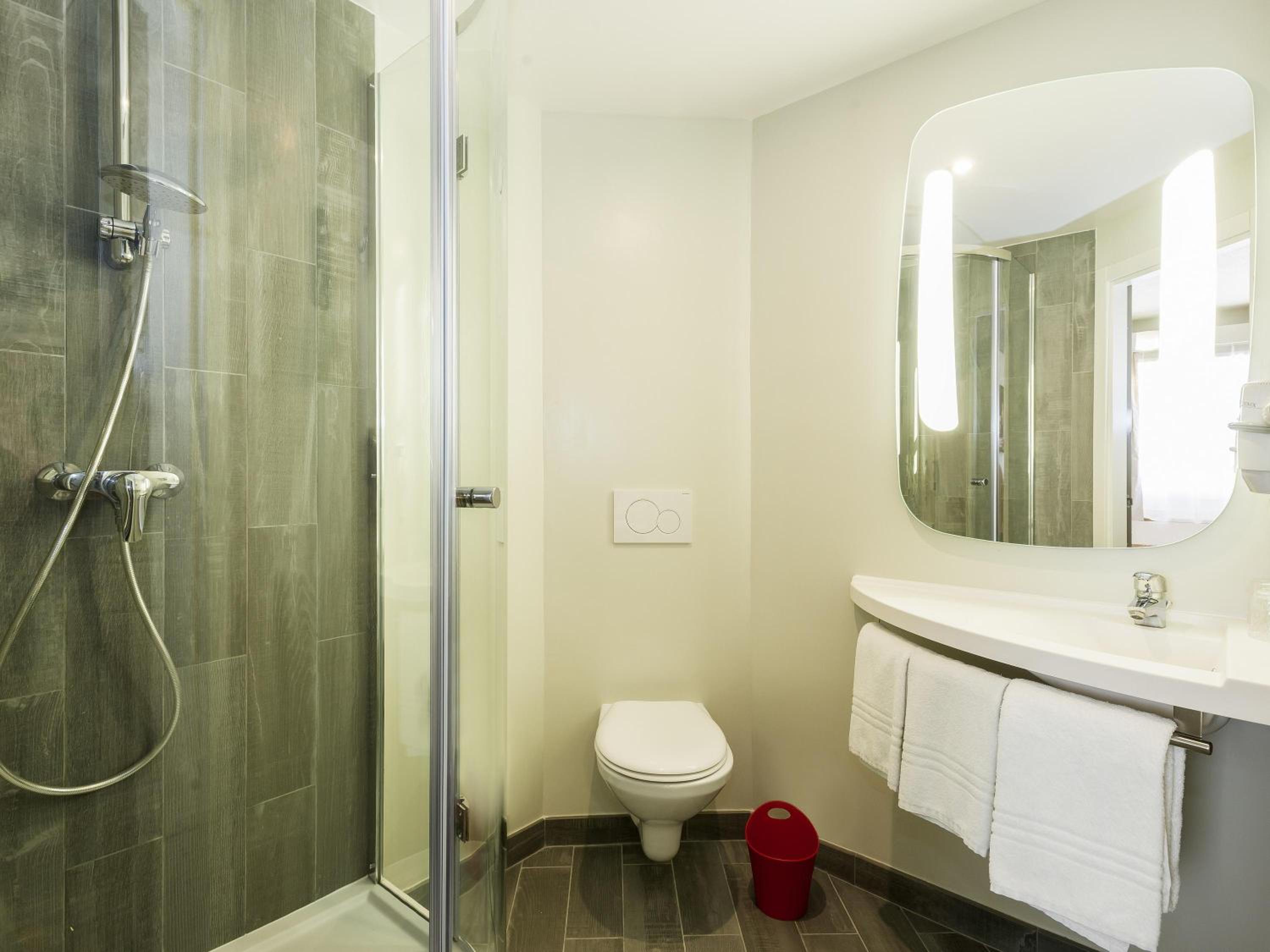 Standard Double Room - Photo 2