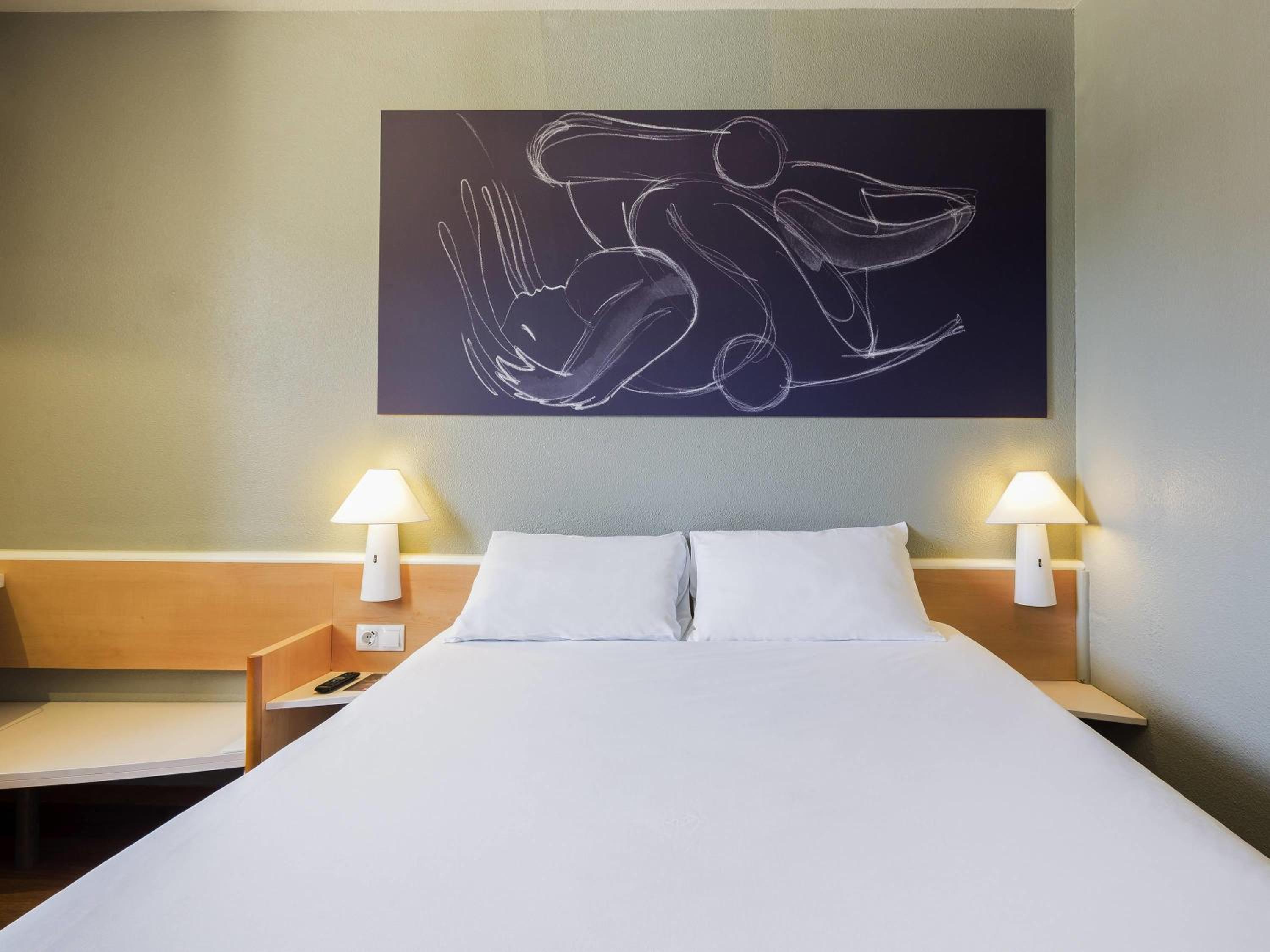 Standard Double Room - Photo 1