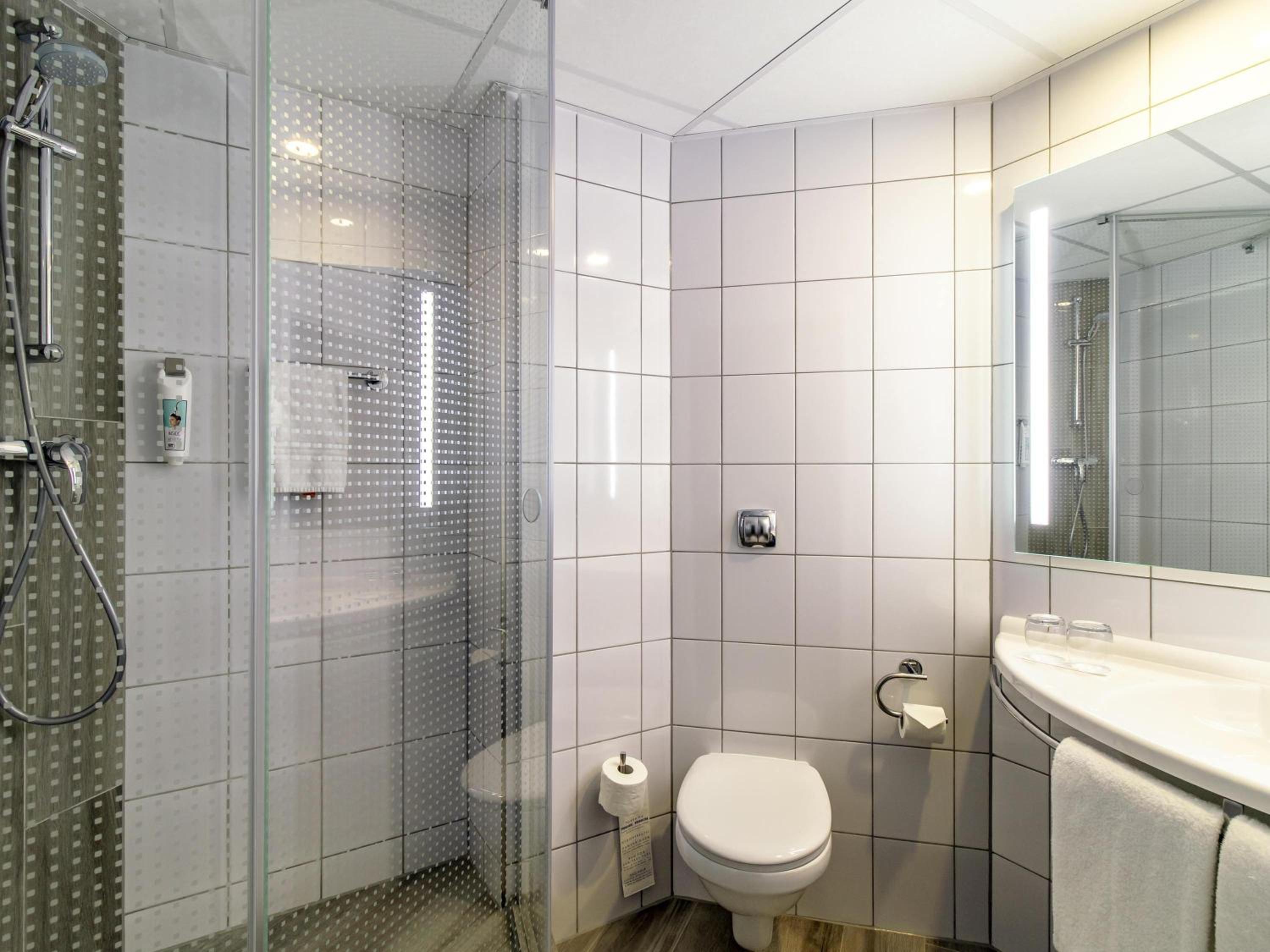Premium Room with 1 Double Bed - Photo 1