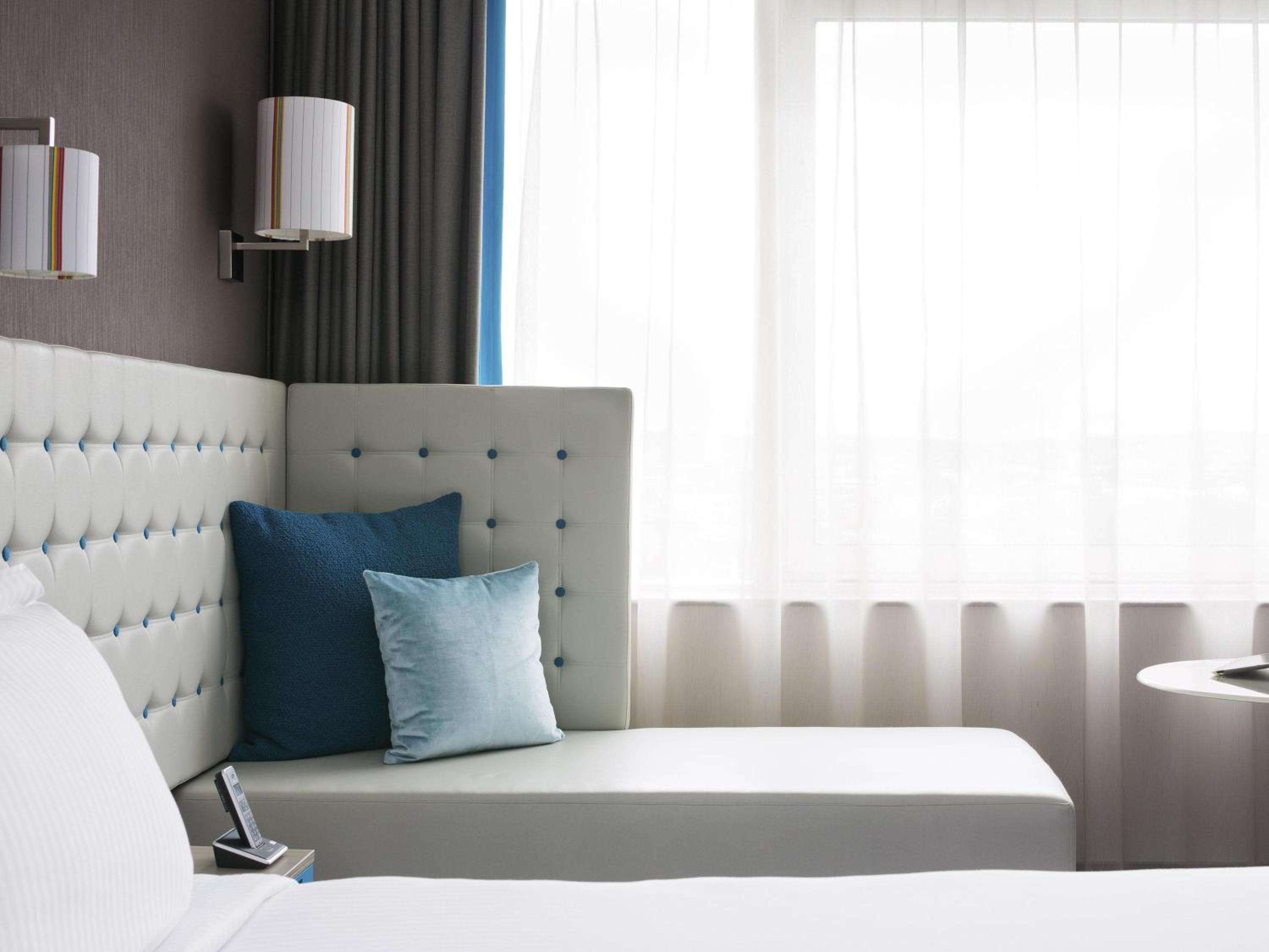 Accessible Room with Two Single Beds thumbnail 6