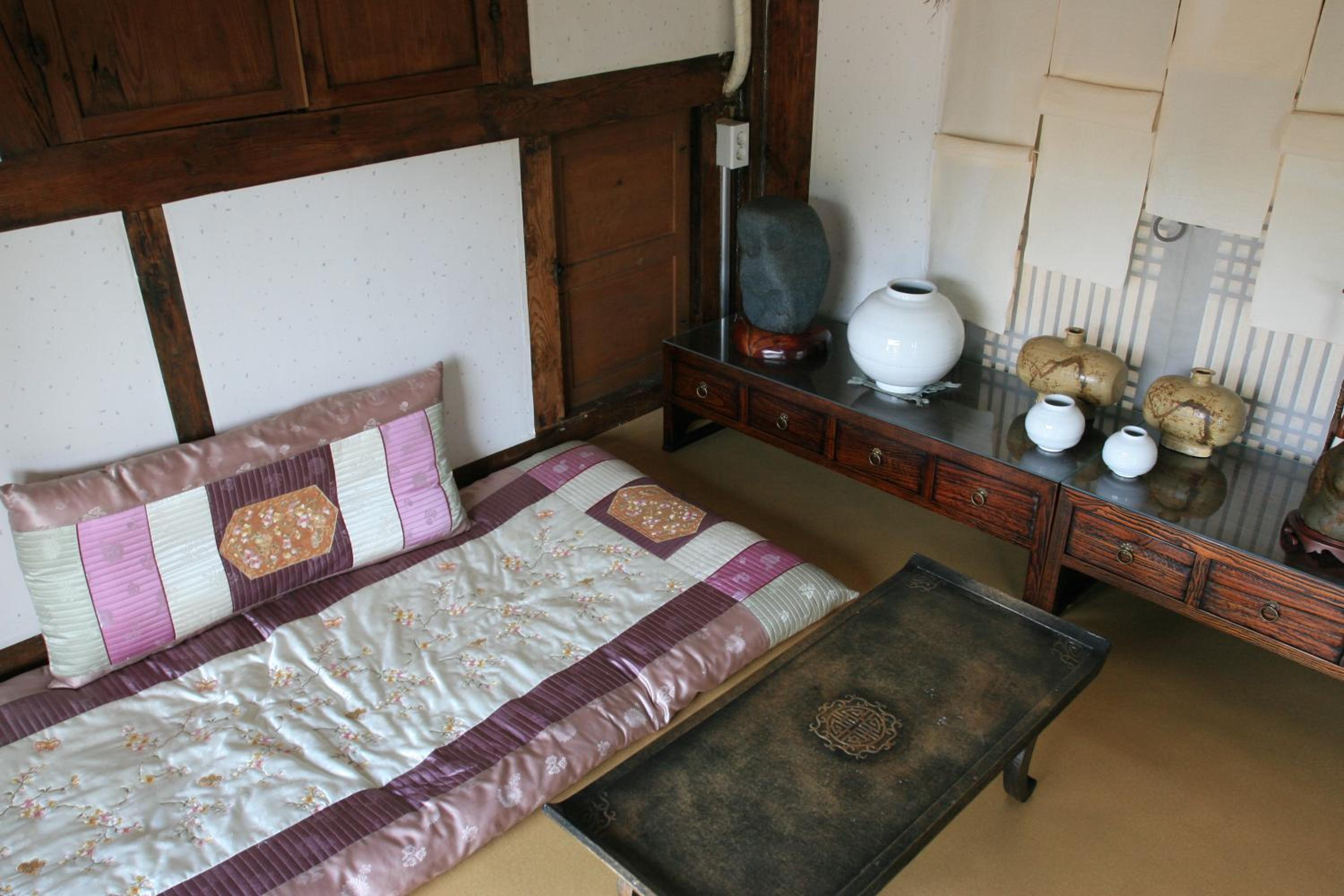 Korean-Style Family Room photo 2