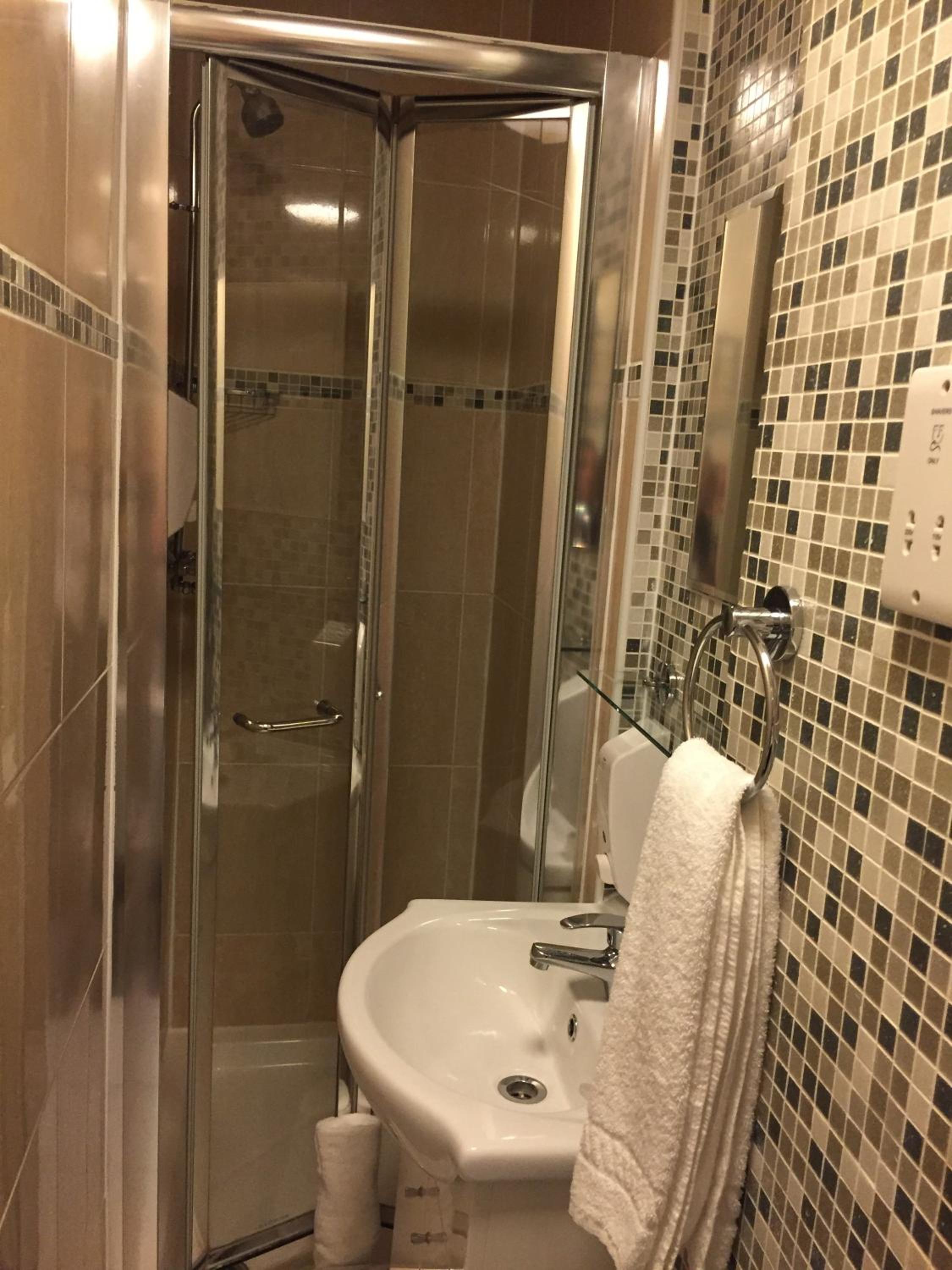 Single Room photo 3