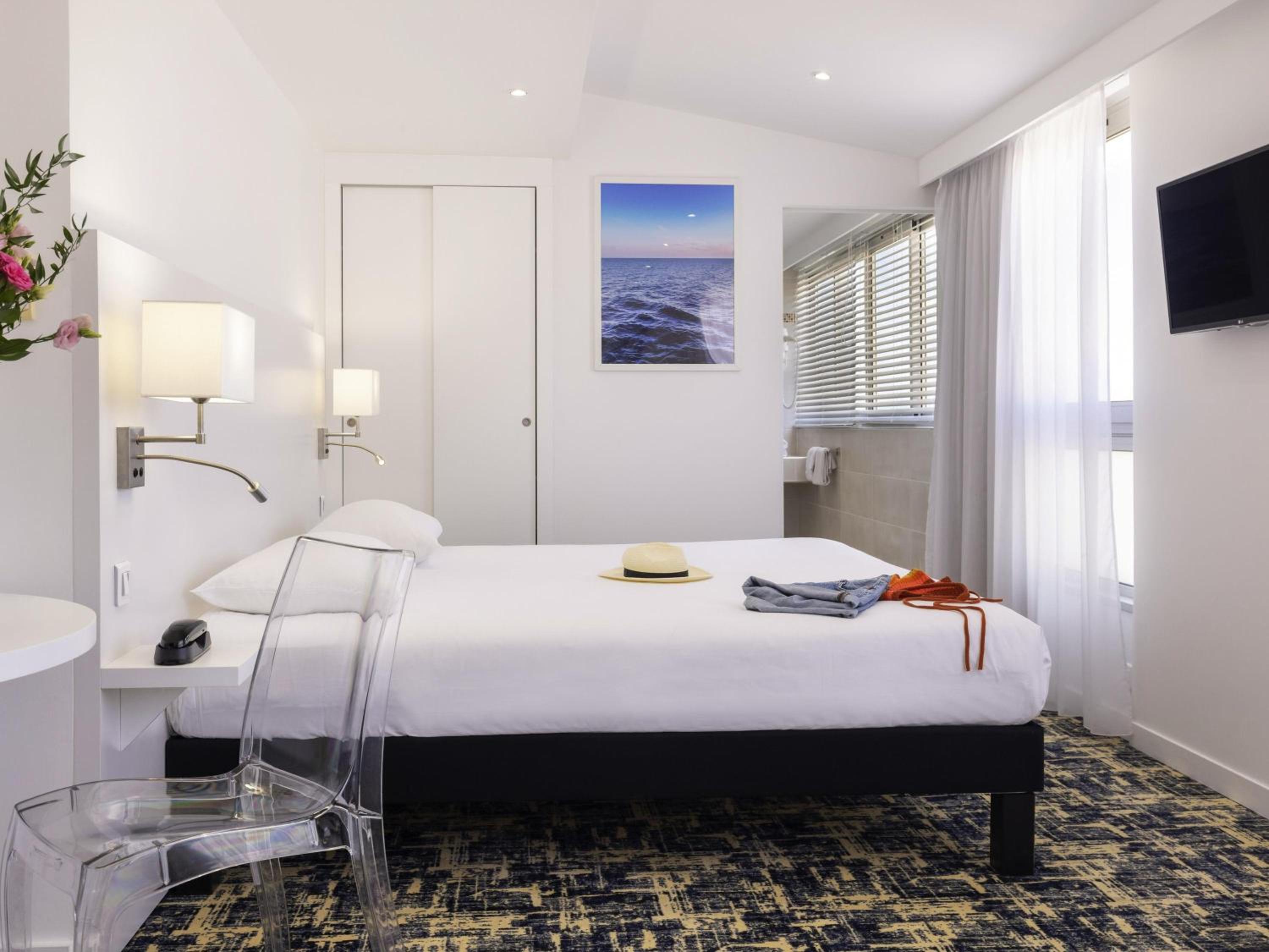 Standard Family Room with One Double Bed and Sofa