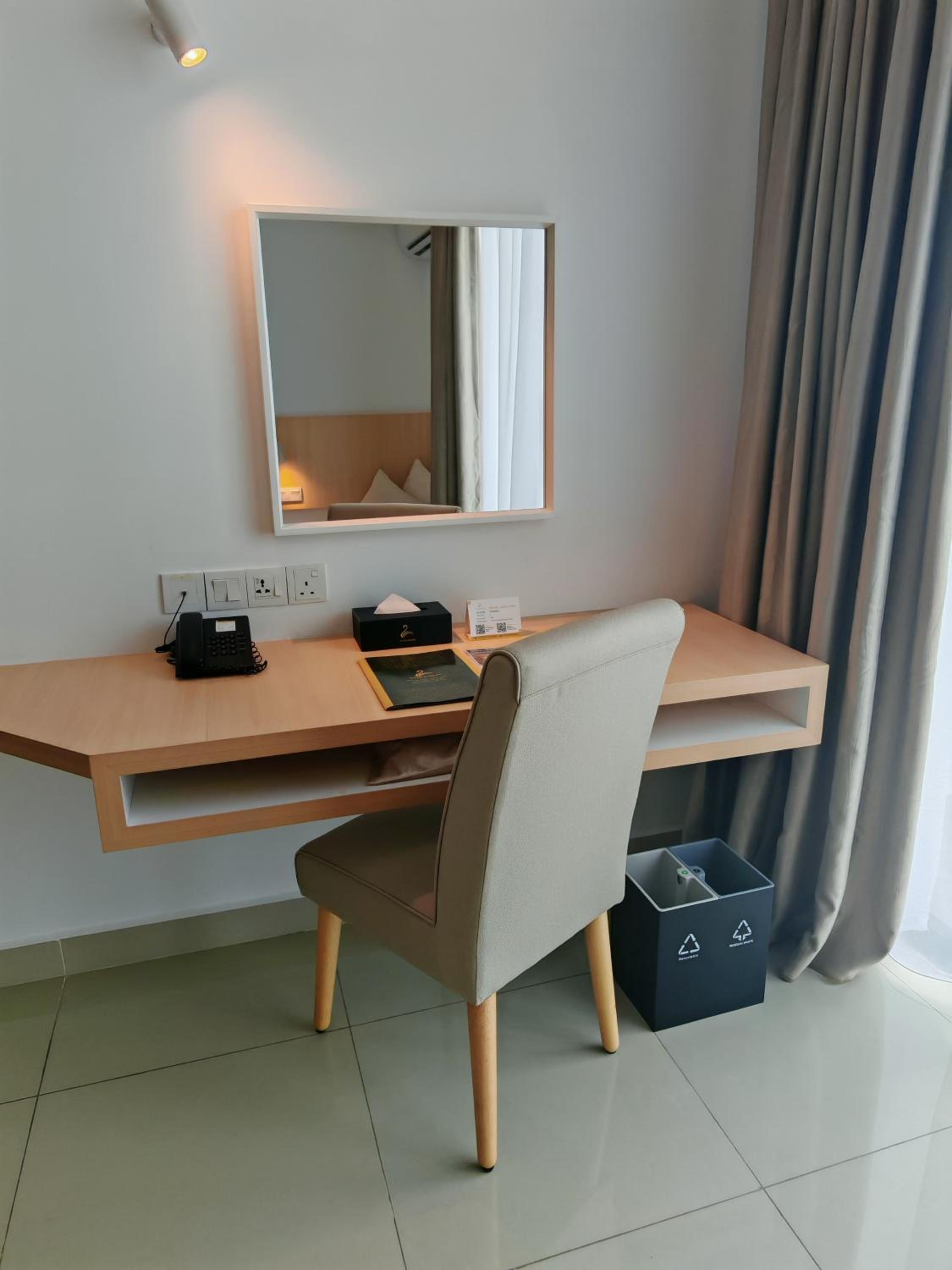 Double Deluxe Room - Photo 2