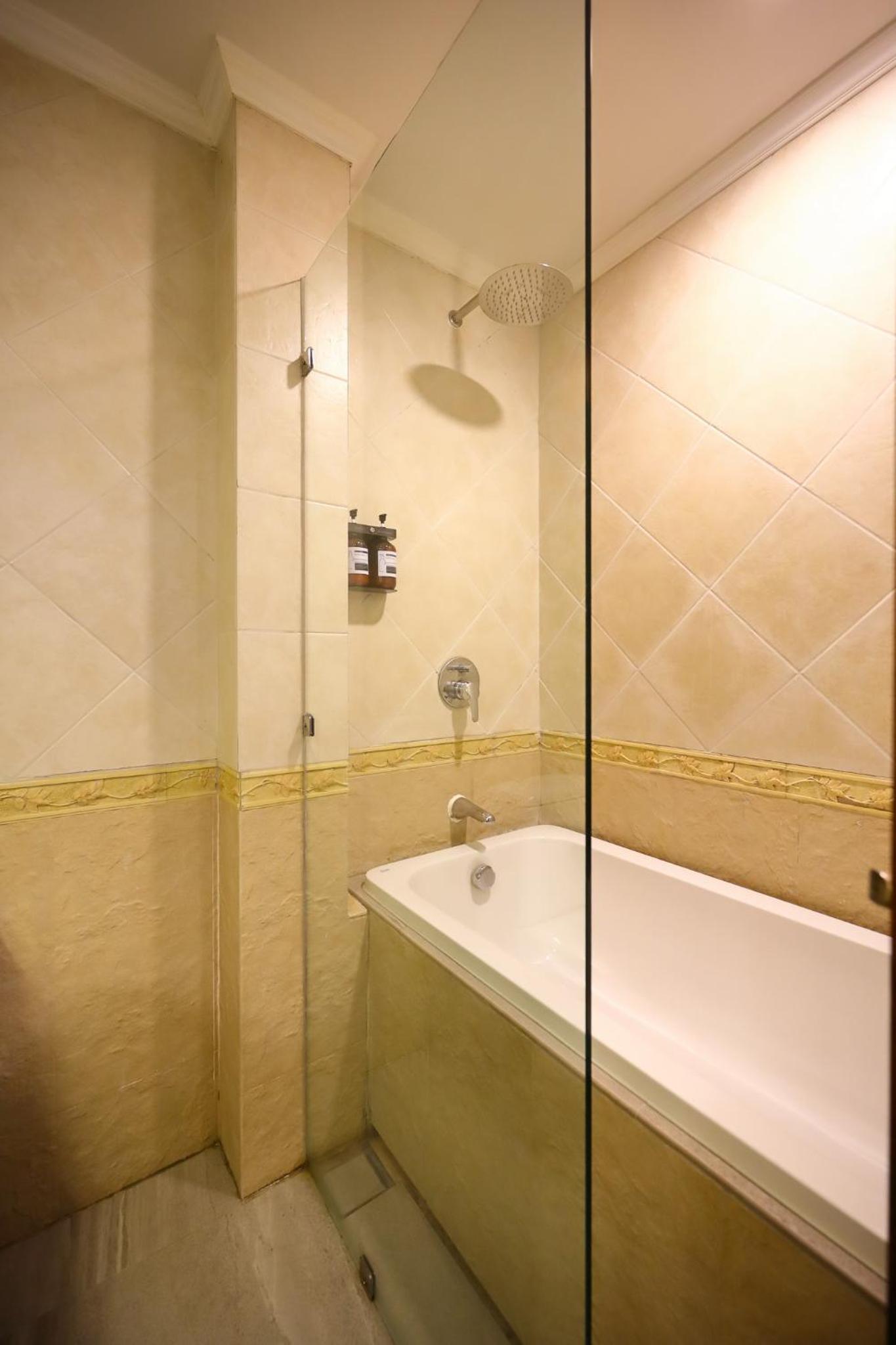 Triple Room with Bath