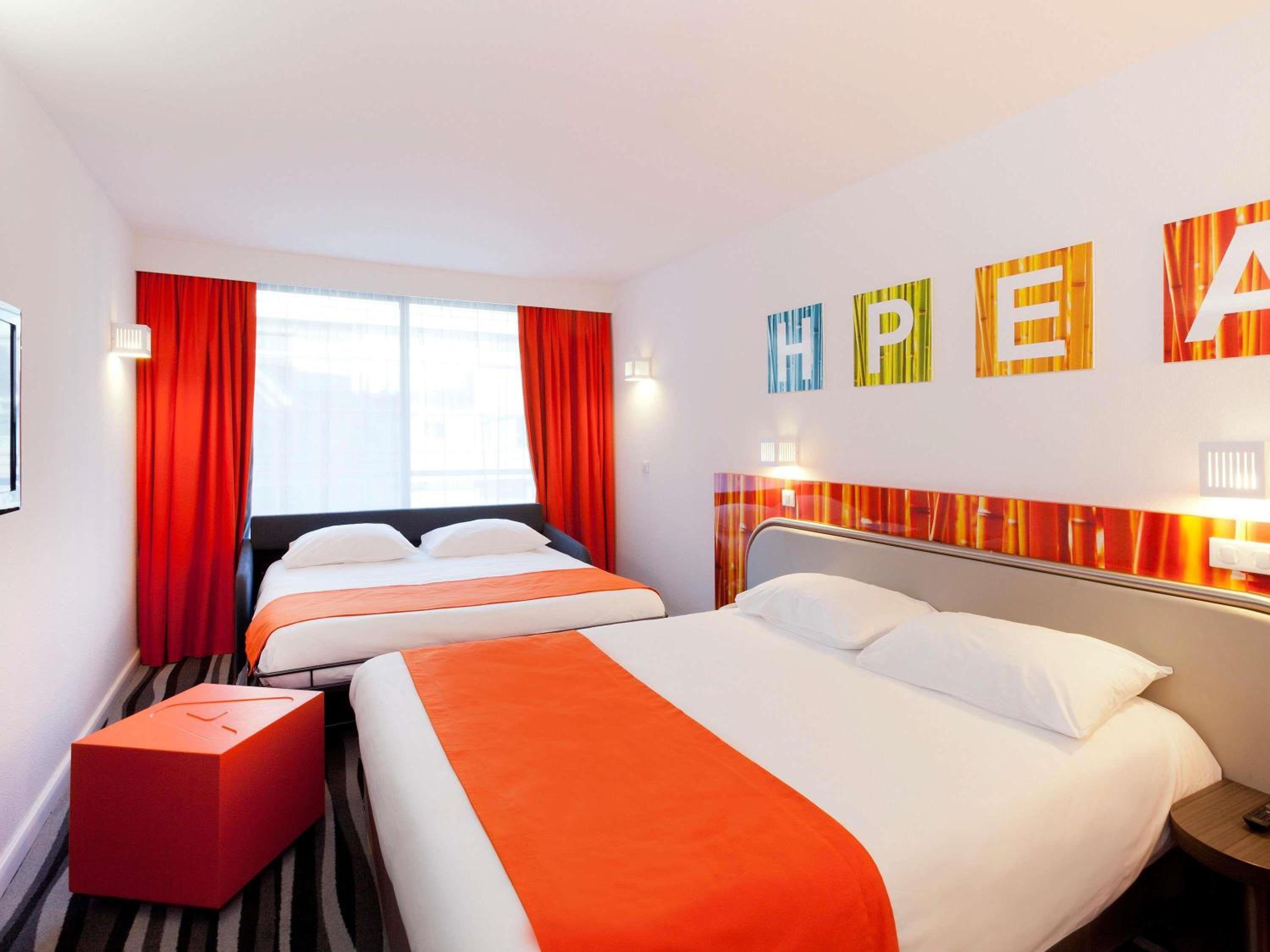 Superior Room with Double Bed and Sofa - Photo 3