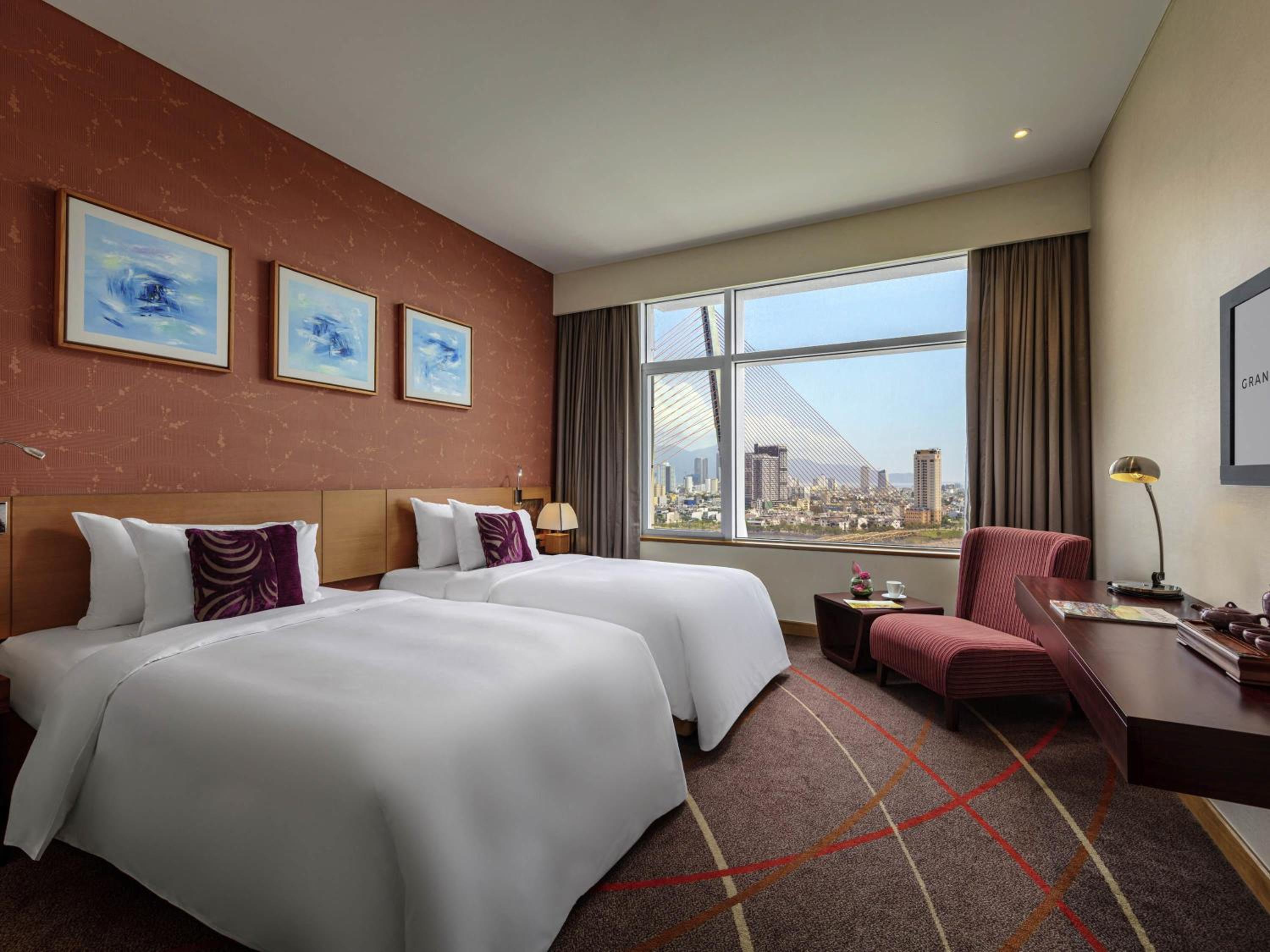 Superior Room with Zip Bed - Photo 1