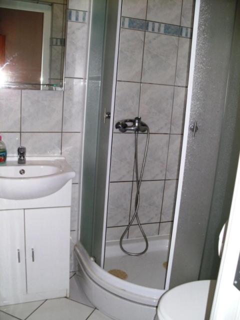 Double Room - Photo 10