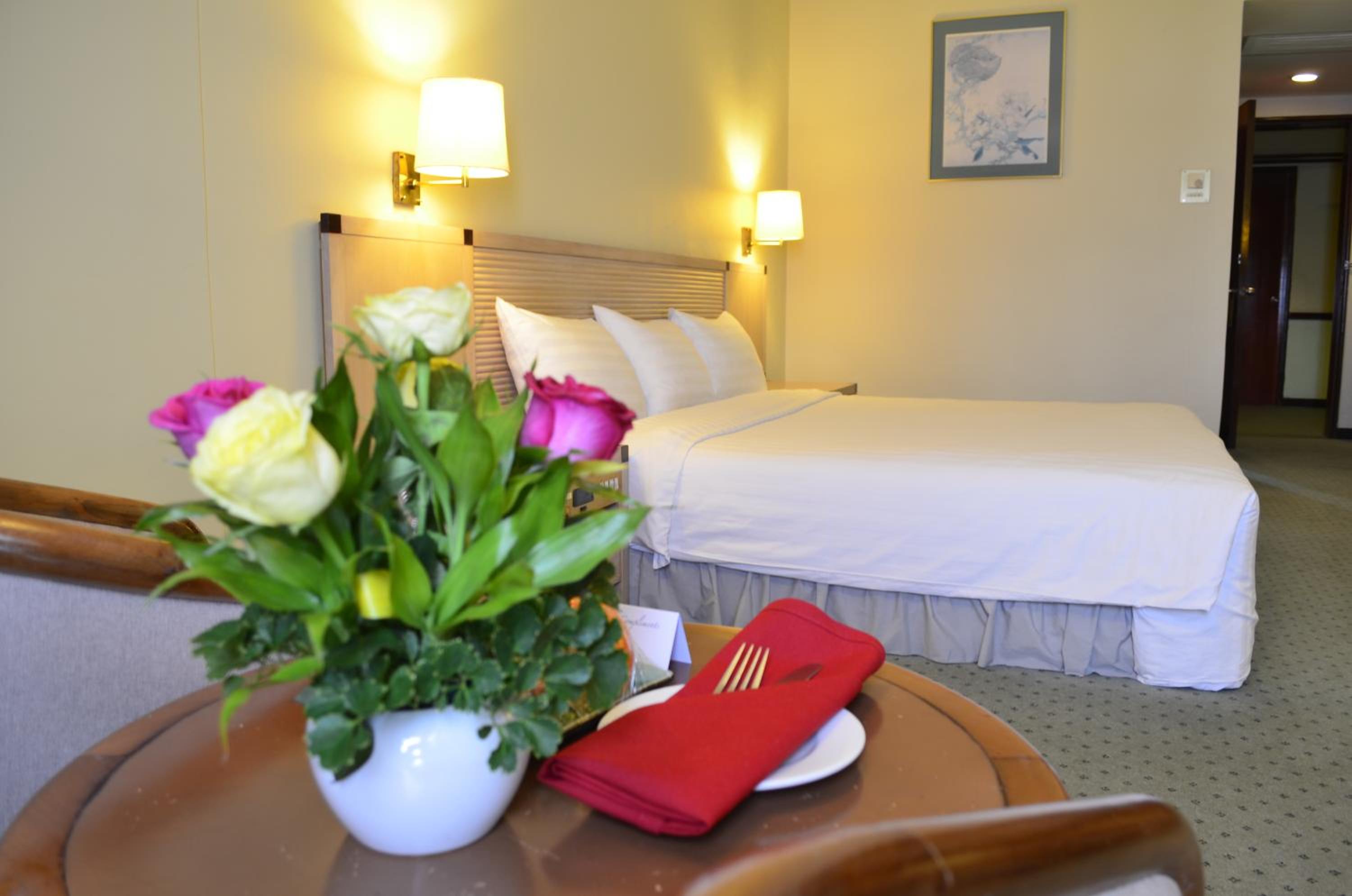 Deluxe Double or Twin Room with City View - Photo 1