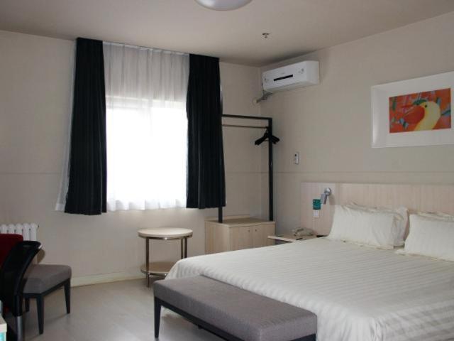 Business Room C - Photo 12