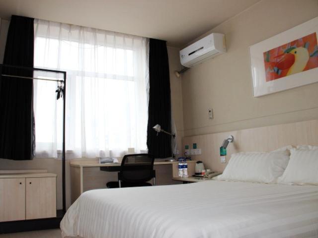 Business Room C - Photo 19