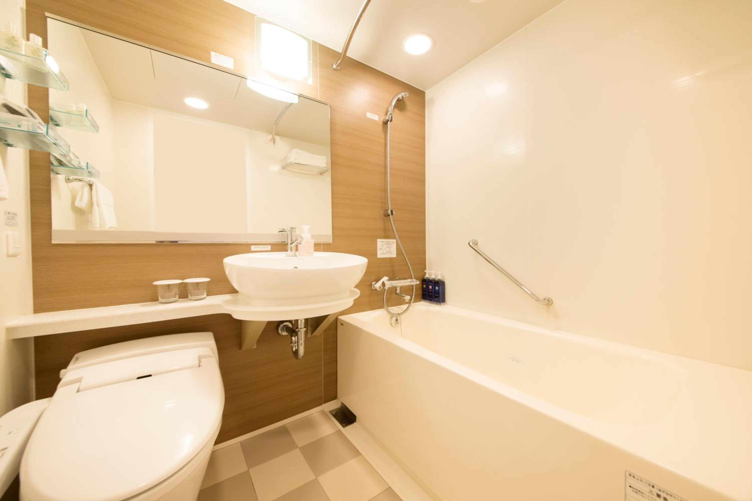 Moderate Single Room photo 3
