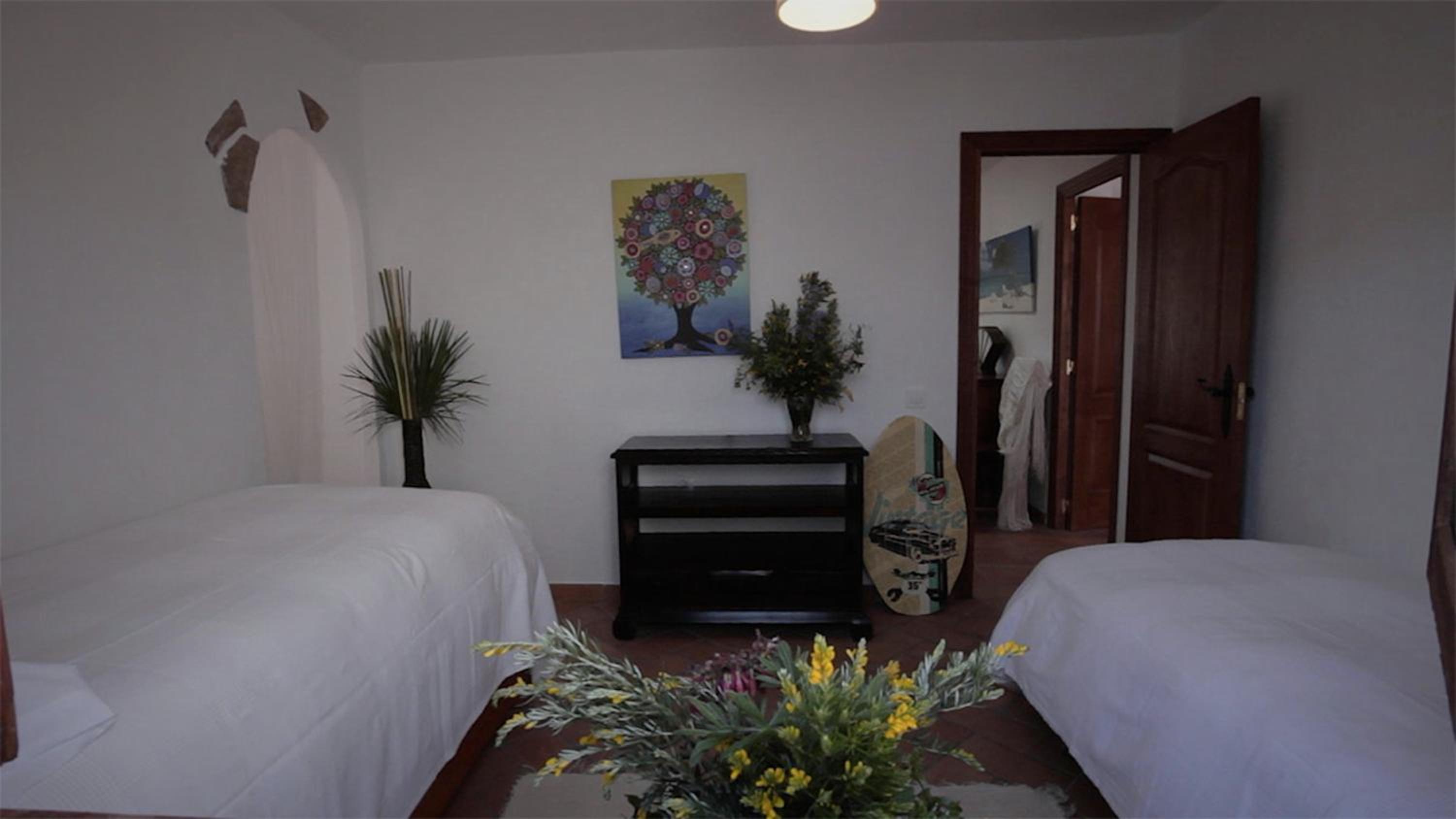 Three-Bedroom House photo 3