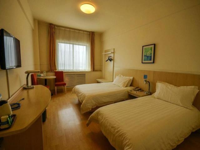 Budget Twin Room