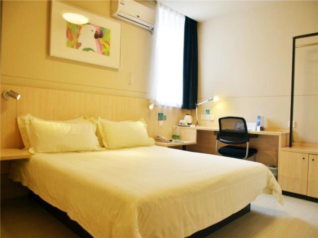 Standard Twin Room B - Photo 1